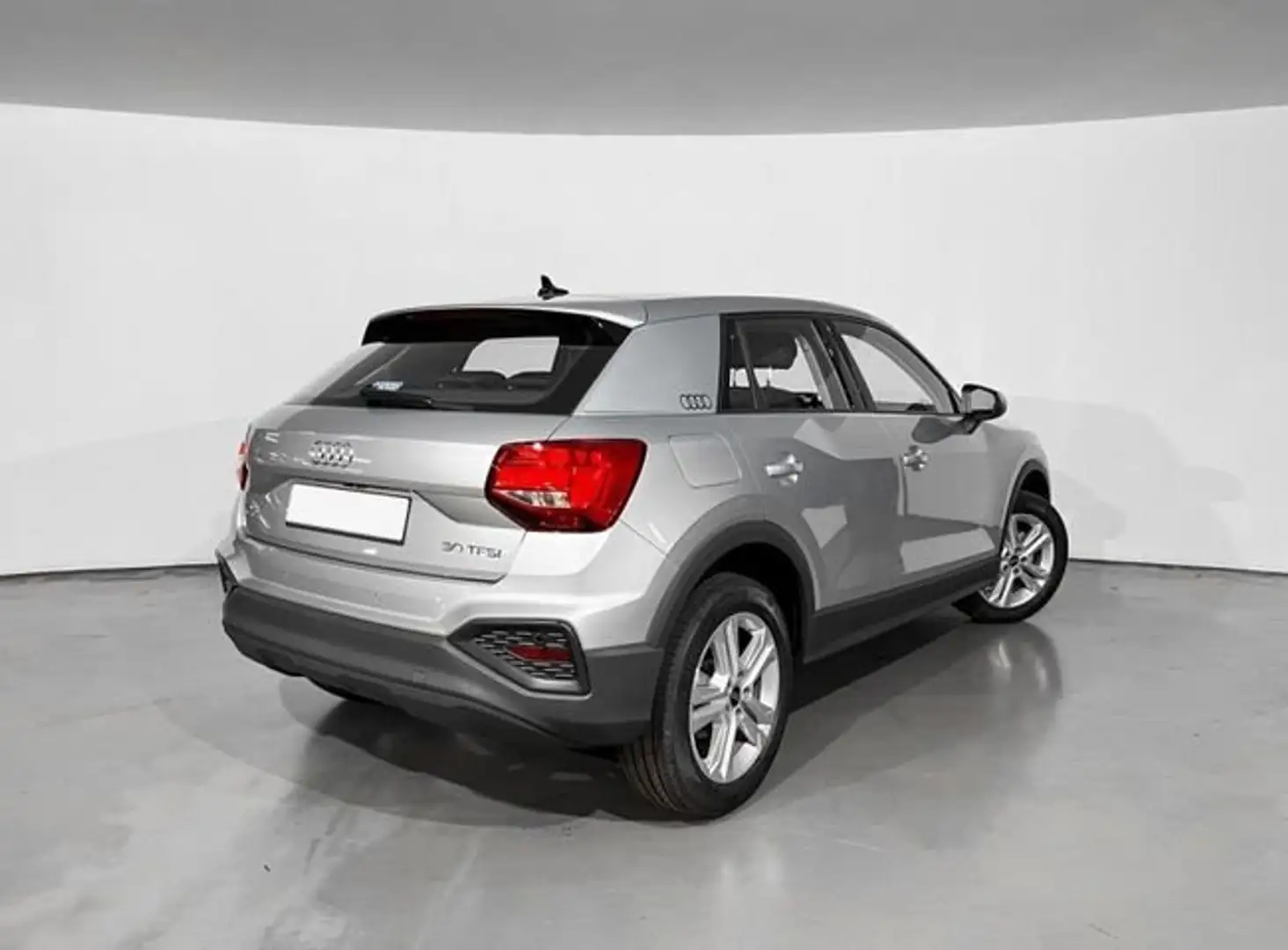 Audi Q2 Edition 30 TFSI 85 kW (116 CV) Plateado - 2