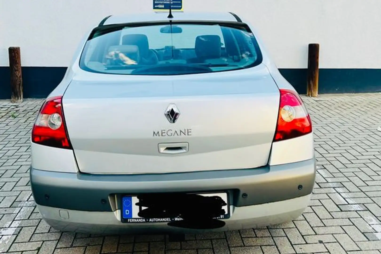 Renault Megane Silber - 1