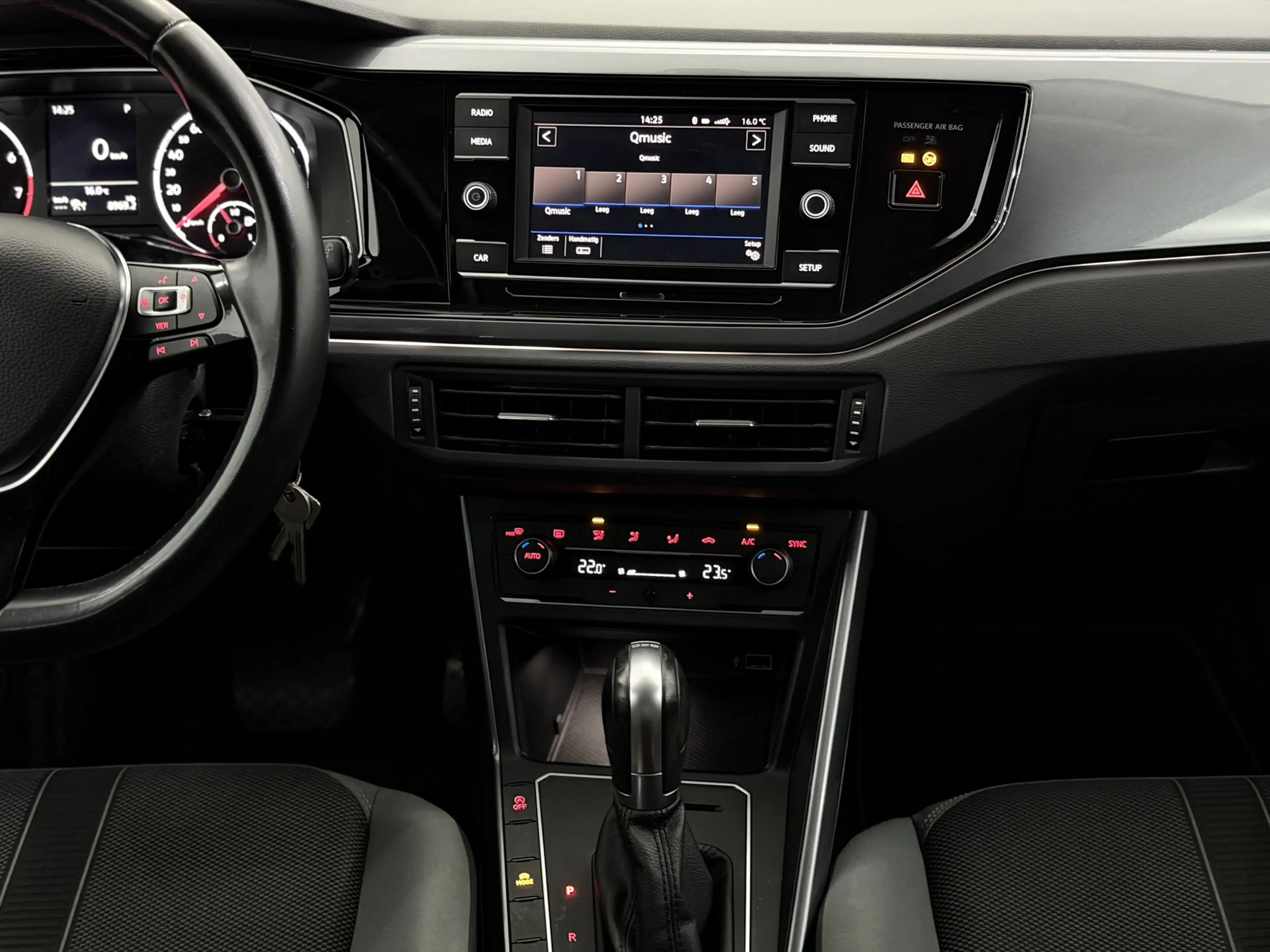 Volkswagen Polo 1.0 TSI Highline R-line Clima, Cruise control adap — photo 11