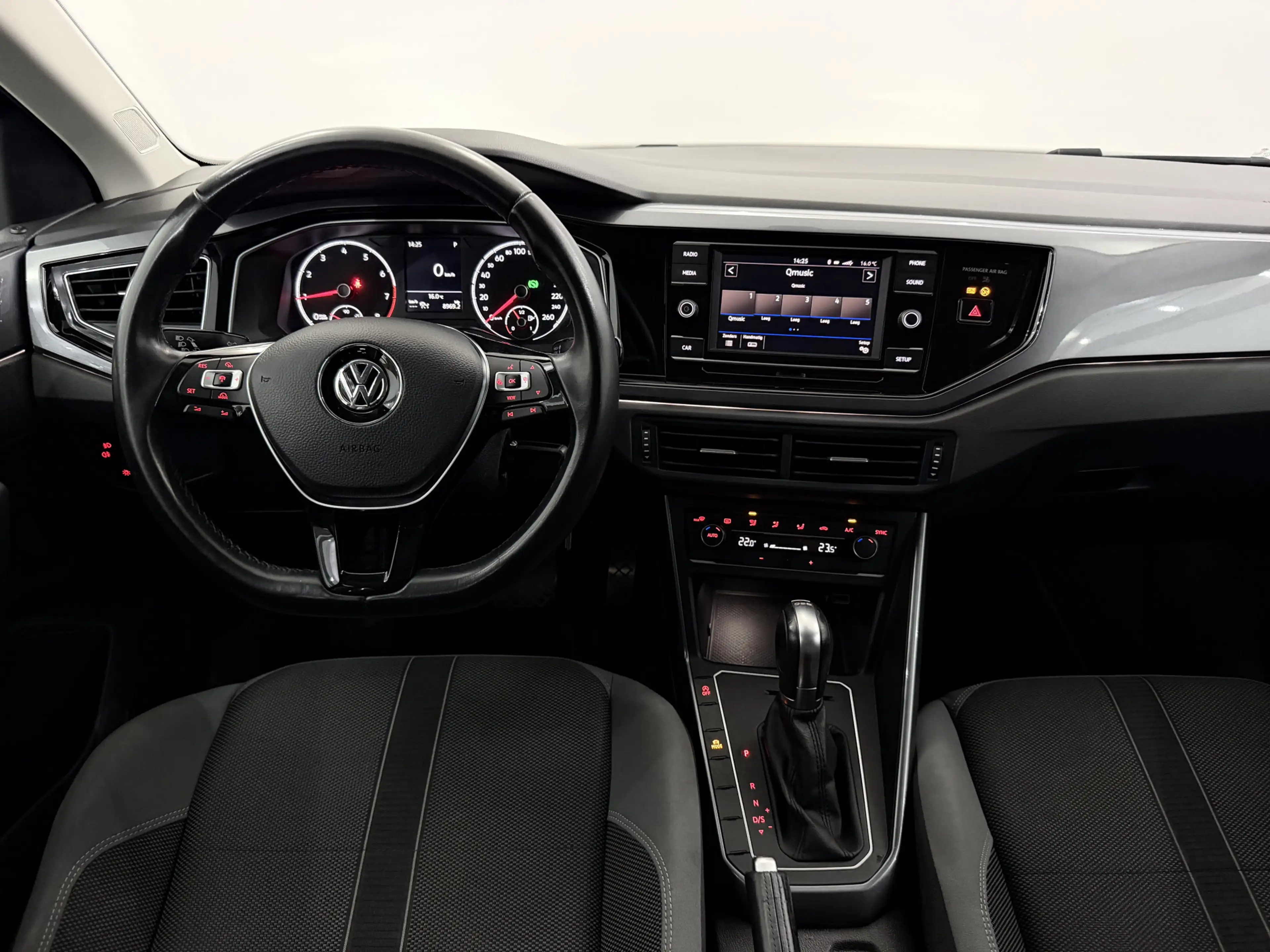 Volkswagen Polo 1.0 TSI Highline R-line Clima, Cruise control adap — photo 10