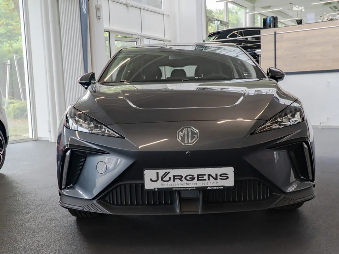 MG MG4 EV Elektromotor 150 kW Luxury 64 kWh +7 Jahre Gara Grau - 2
