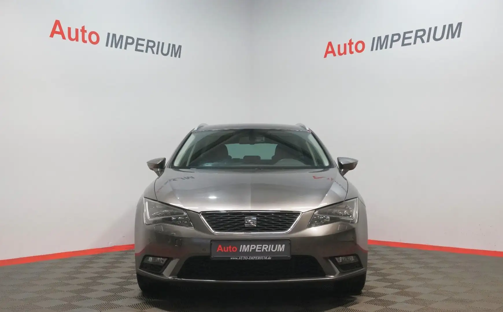 SEAT Leon ST Style*LED*Tempomat*Navigation Grau - 2