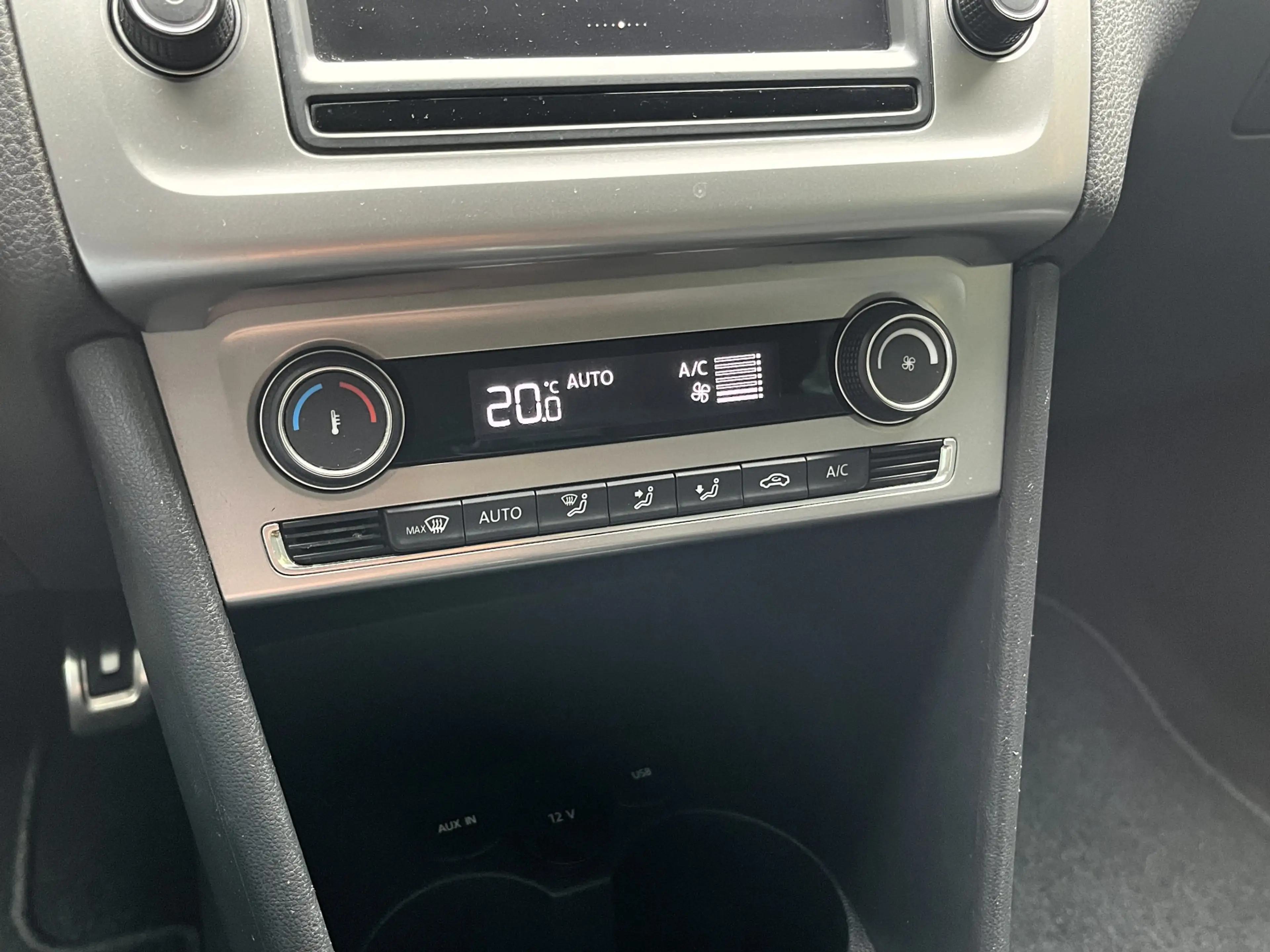 Volkswagen Polo Cross 1.2 TSI | BLUETOOTH | CLIMA | CRUISE | DAB | TREKH — photo 12