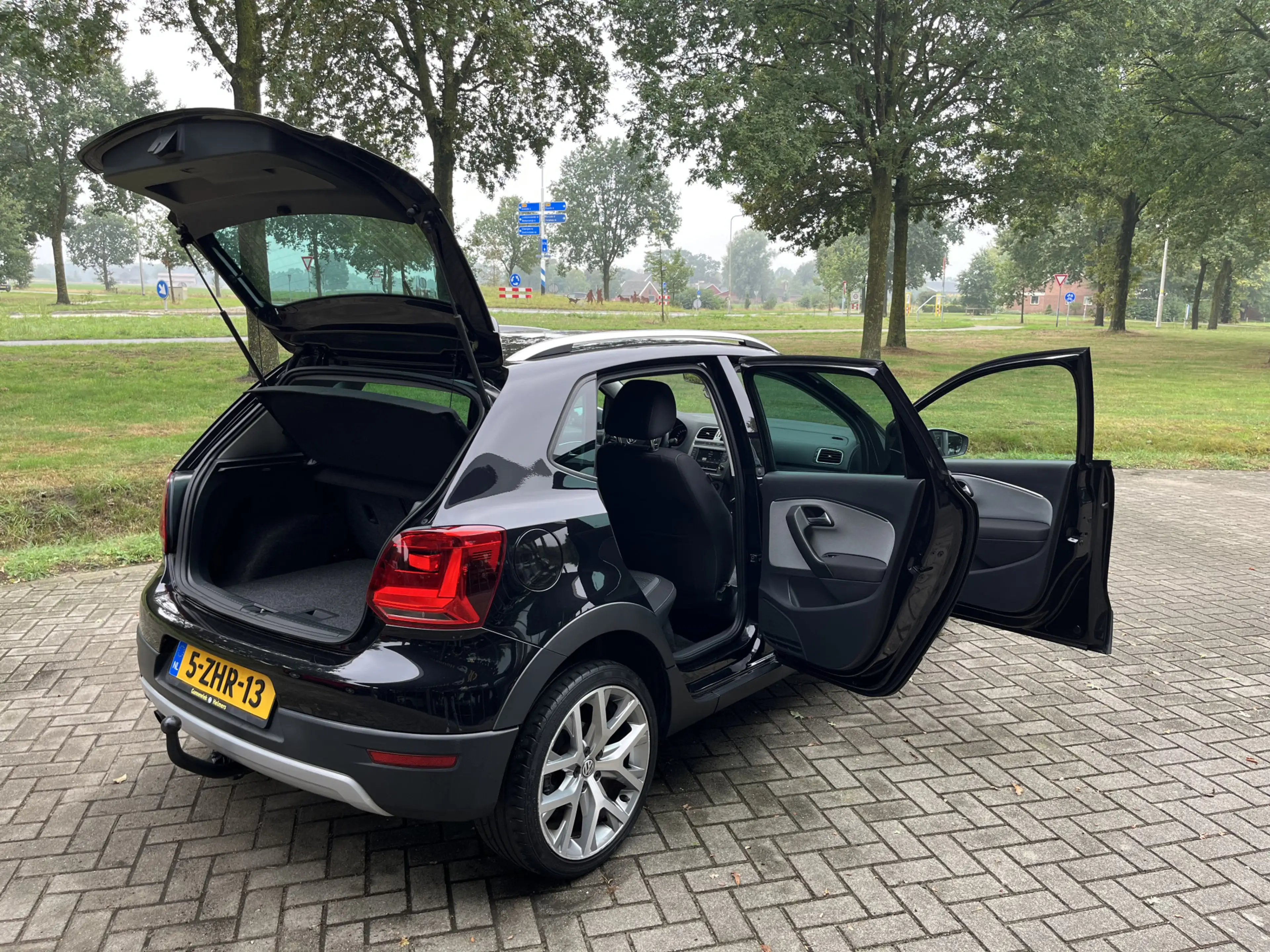 Volkswagen Polo Cross 1.2 TSI | BLUETOOTH | CLIMA | CRUISE | DAB | TREKH — photo 27