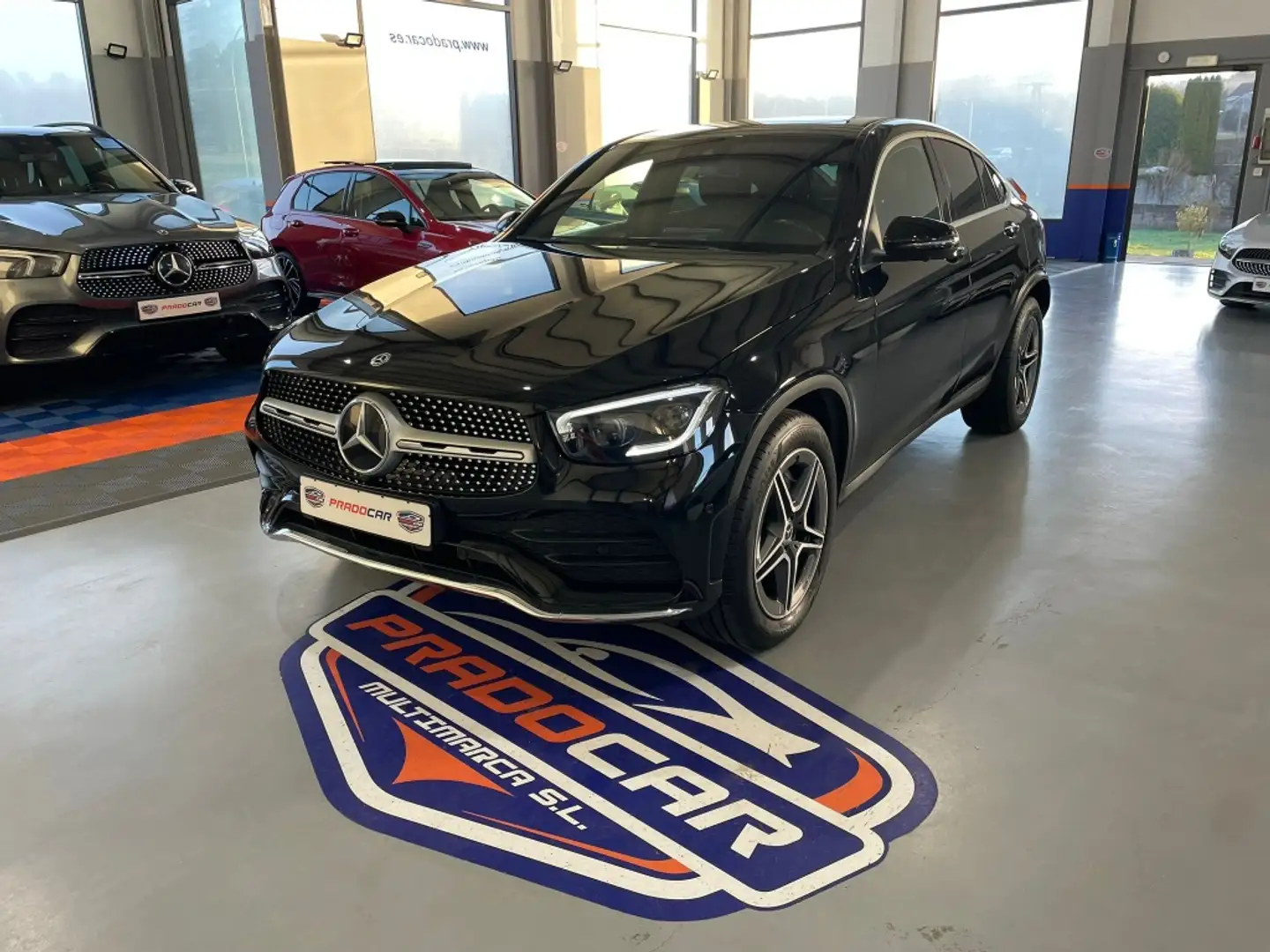 Mercedes-Benz GLC 220 Coupé 220d 4Matic 9G-Tronic Schwarz - 2
