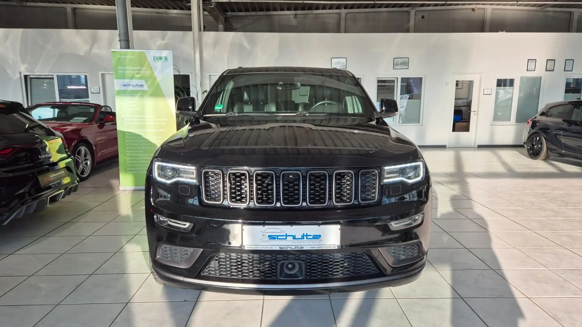 Jeep Grand Cherokee 3.0 CRD S Zwart - 2