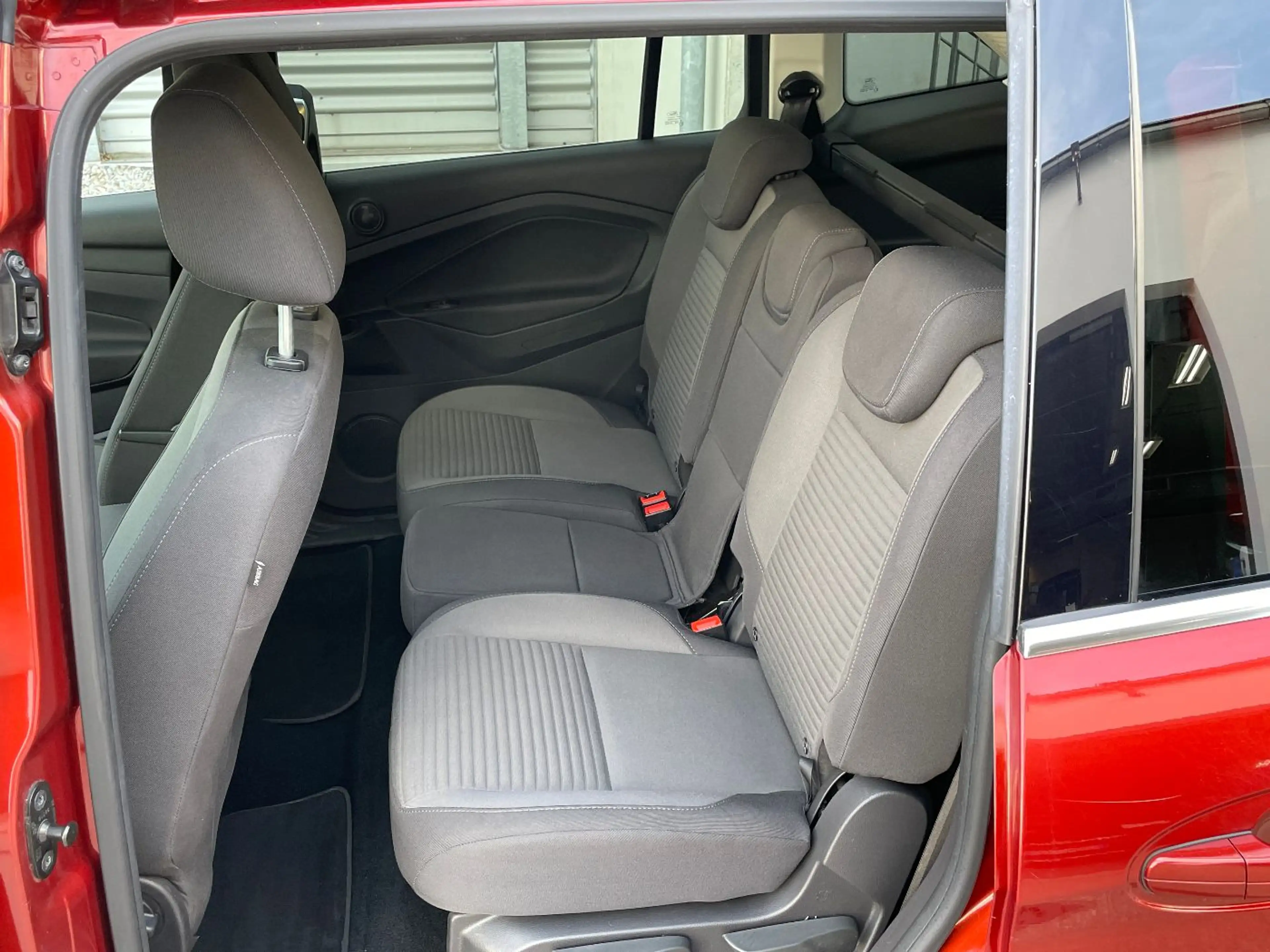 Ford Grand C-Max Titanium Navi Kamera Bi-Xenon SHZ LHZ — photo 15