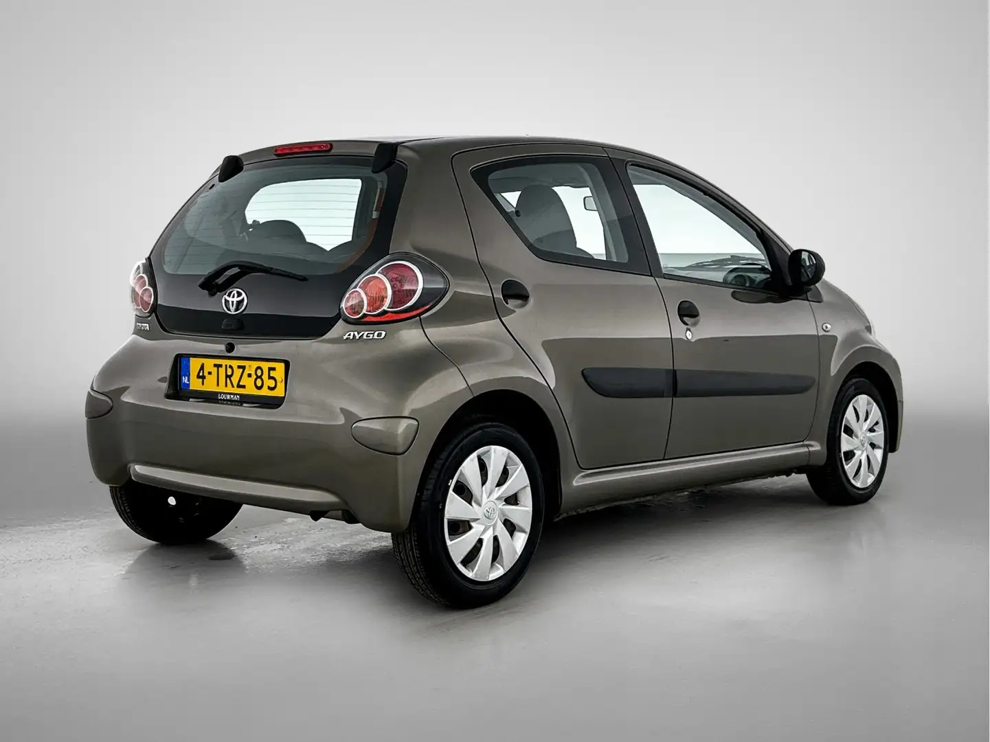 Toyota Aygo 1.0 VVT-i Now | NL dealeronderhouden | Airco | Brun - 2