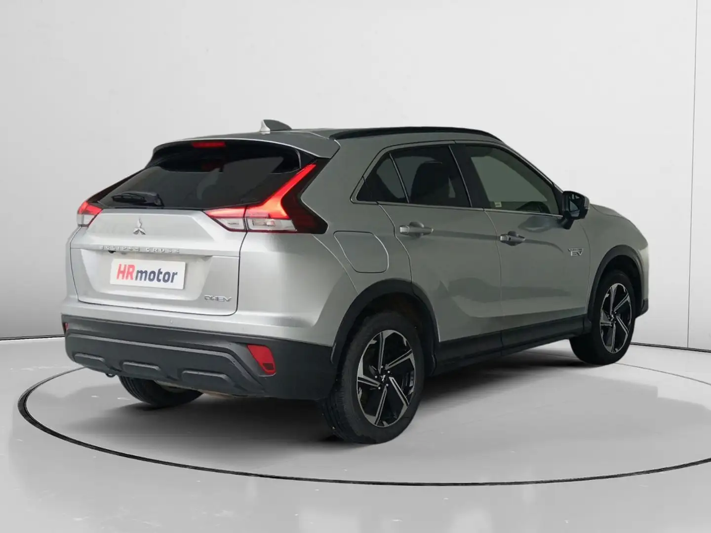 Mitsubishi Eclipse Cross Kaiteki Hybrid 4WD Gris - 2
