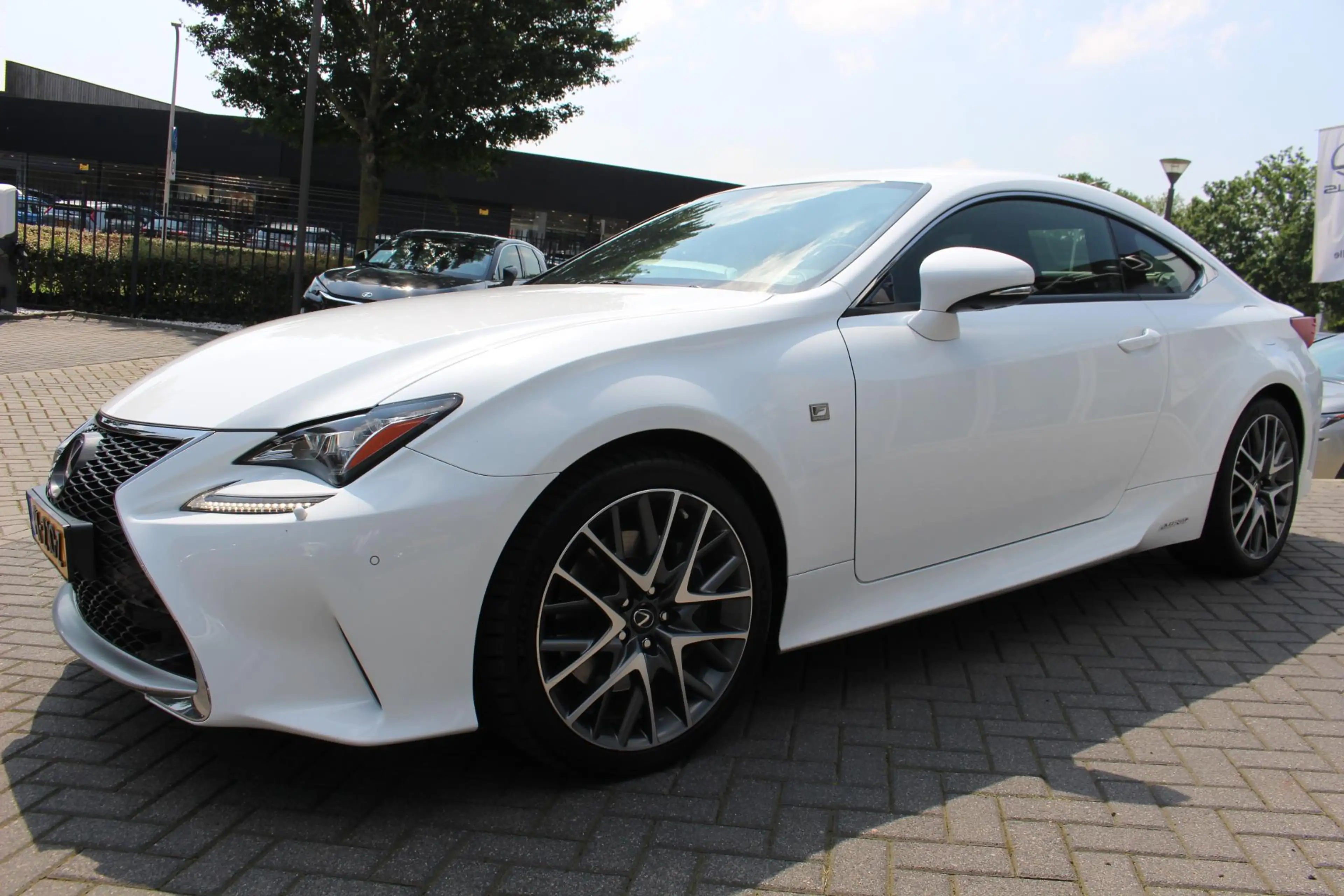 Lexus RC 300h F SPORT Line NL-AUTO — photo 7