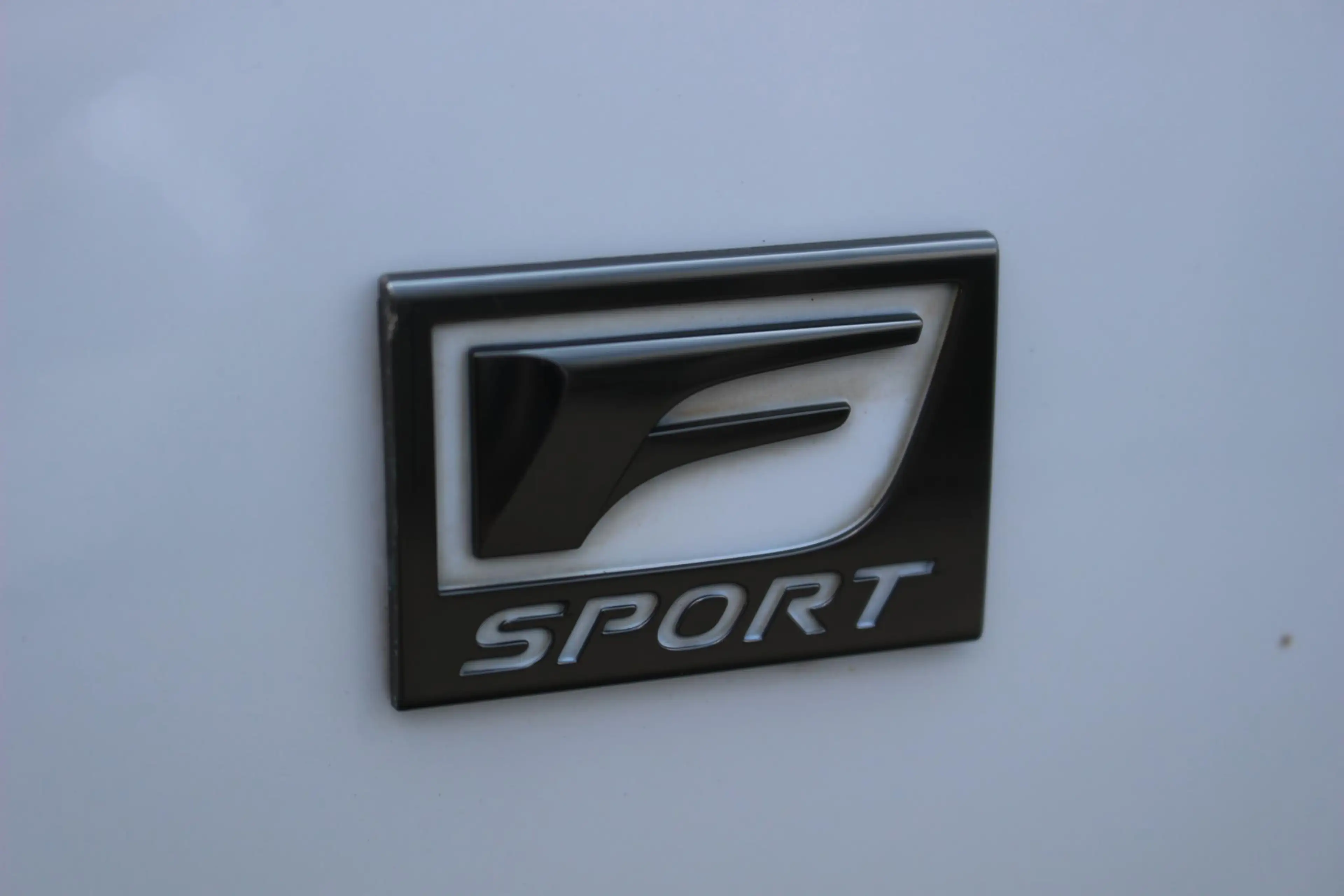Lexus RC 300h F SPORT Line NL-AUTO — photo 12