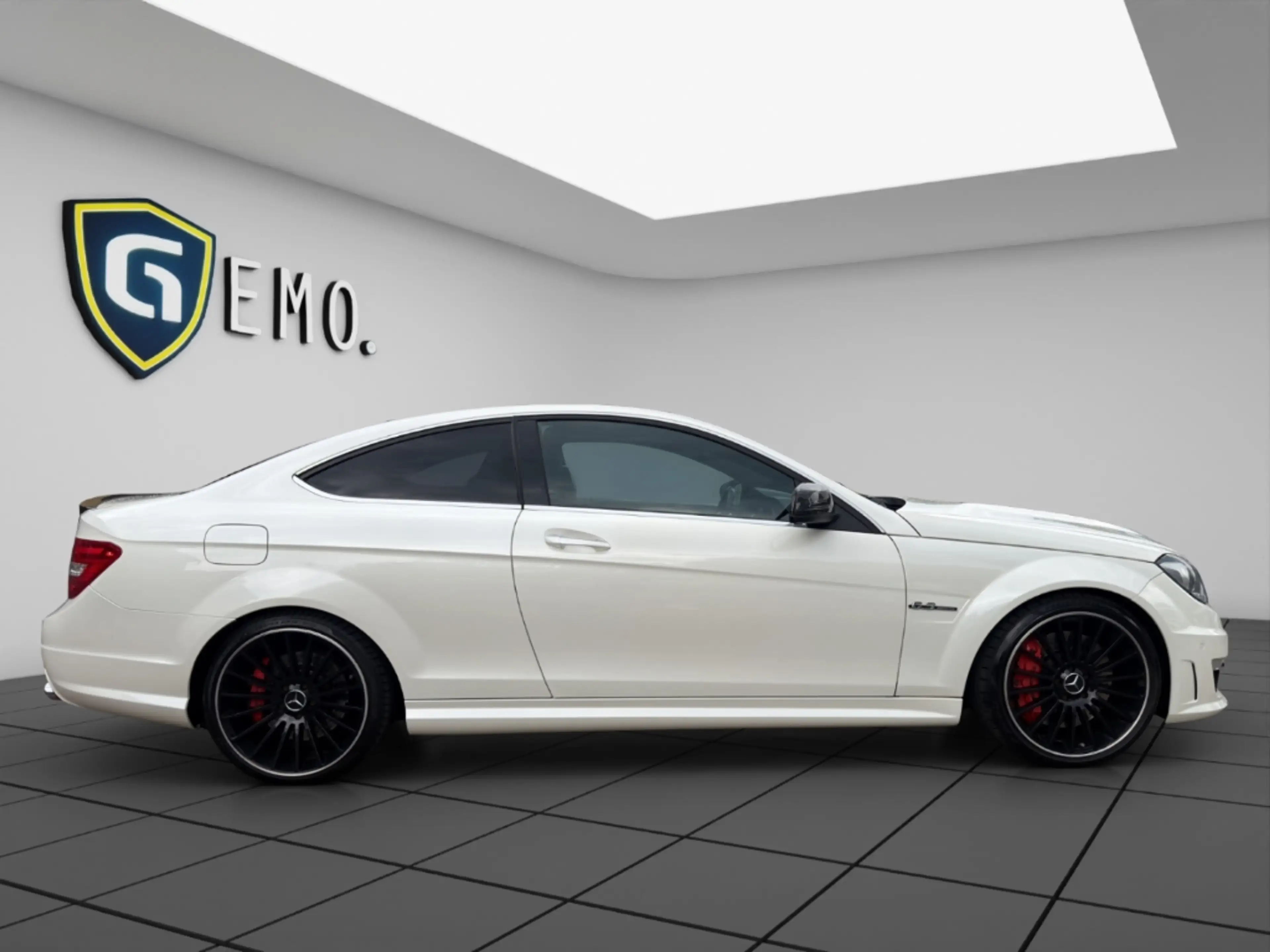 Mercedes-Benz C 63 AMG Coupe PP SOUND PANO TEMP SHZ ACTOP — photo 4