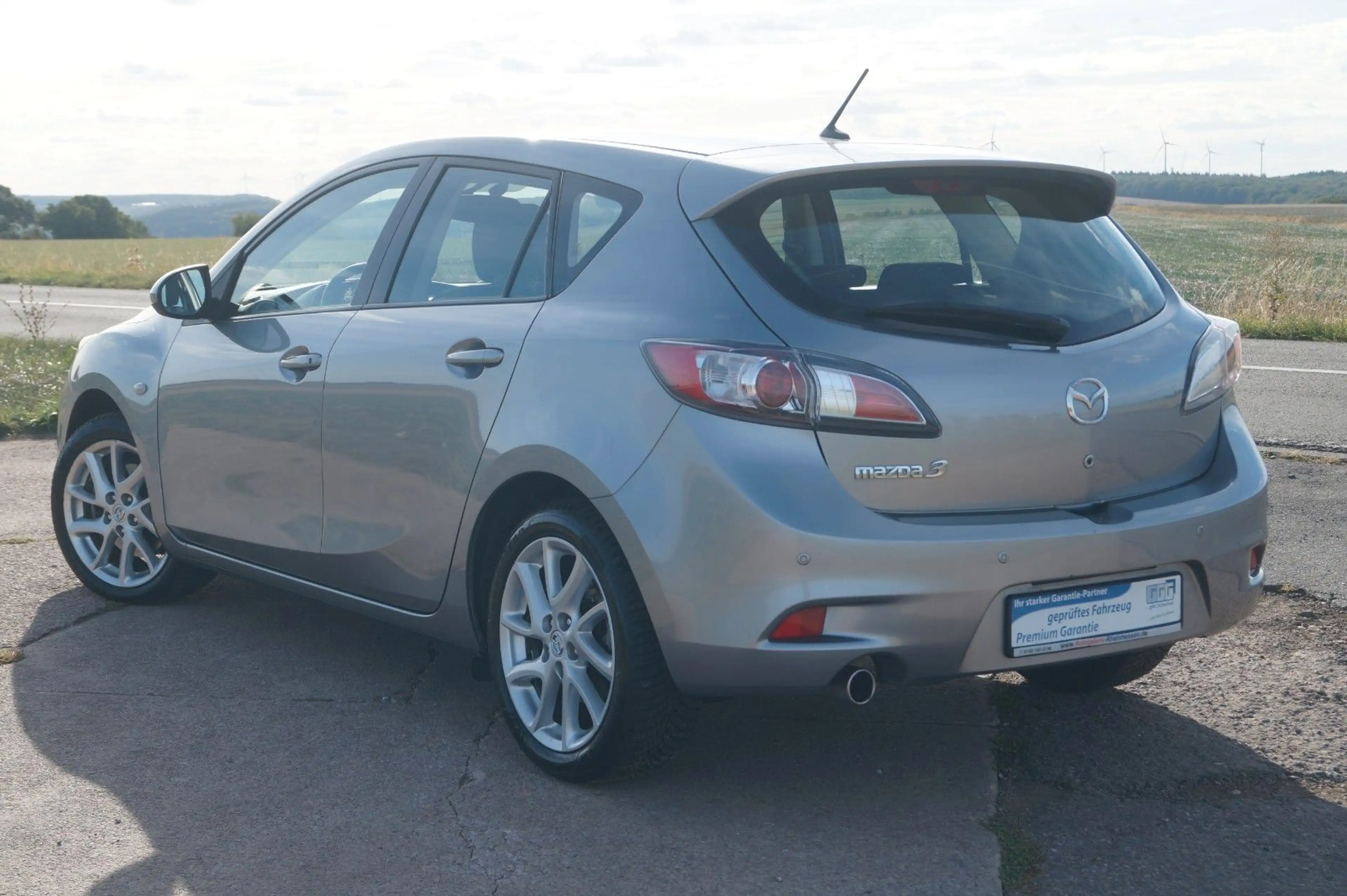 Mazda 3 Edition +Automatik+Navi+Sitzhzg.+PDC+ — photo 3
