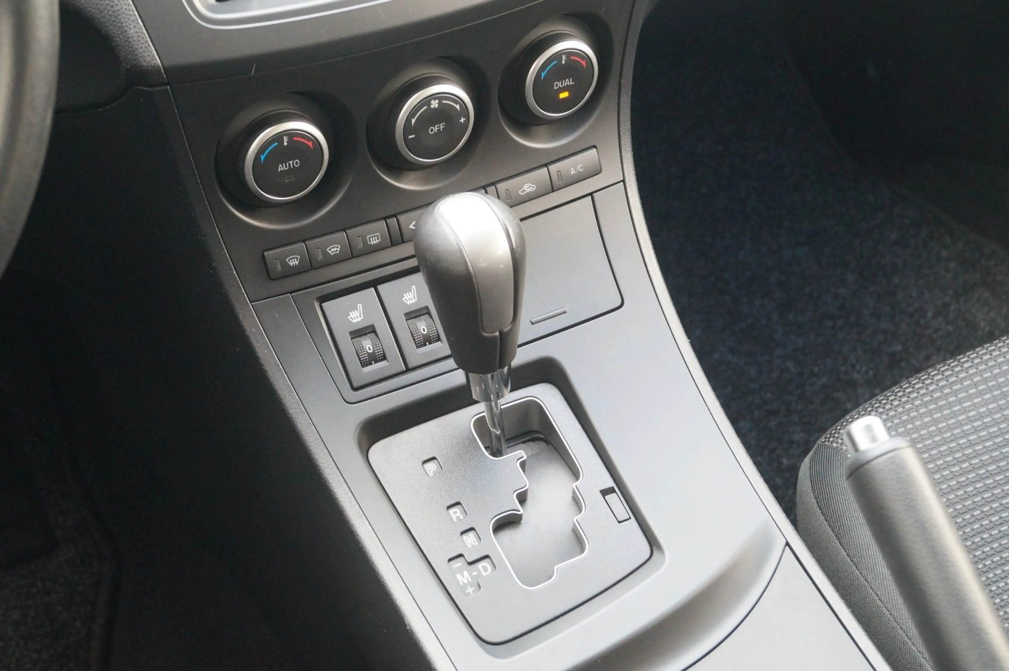 Mazda 3 Edition +Automatik+Navi+Sitzhzg.+PDC+ — photo 17