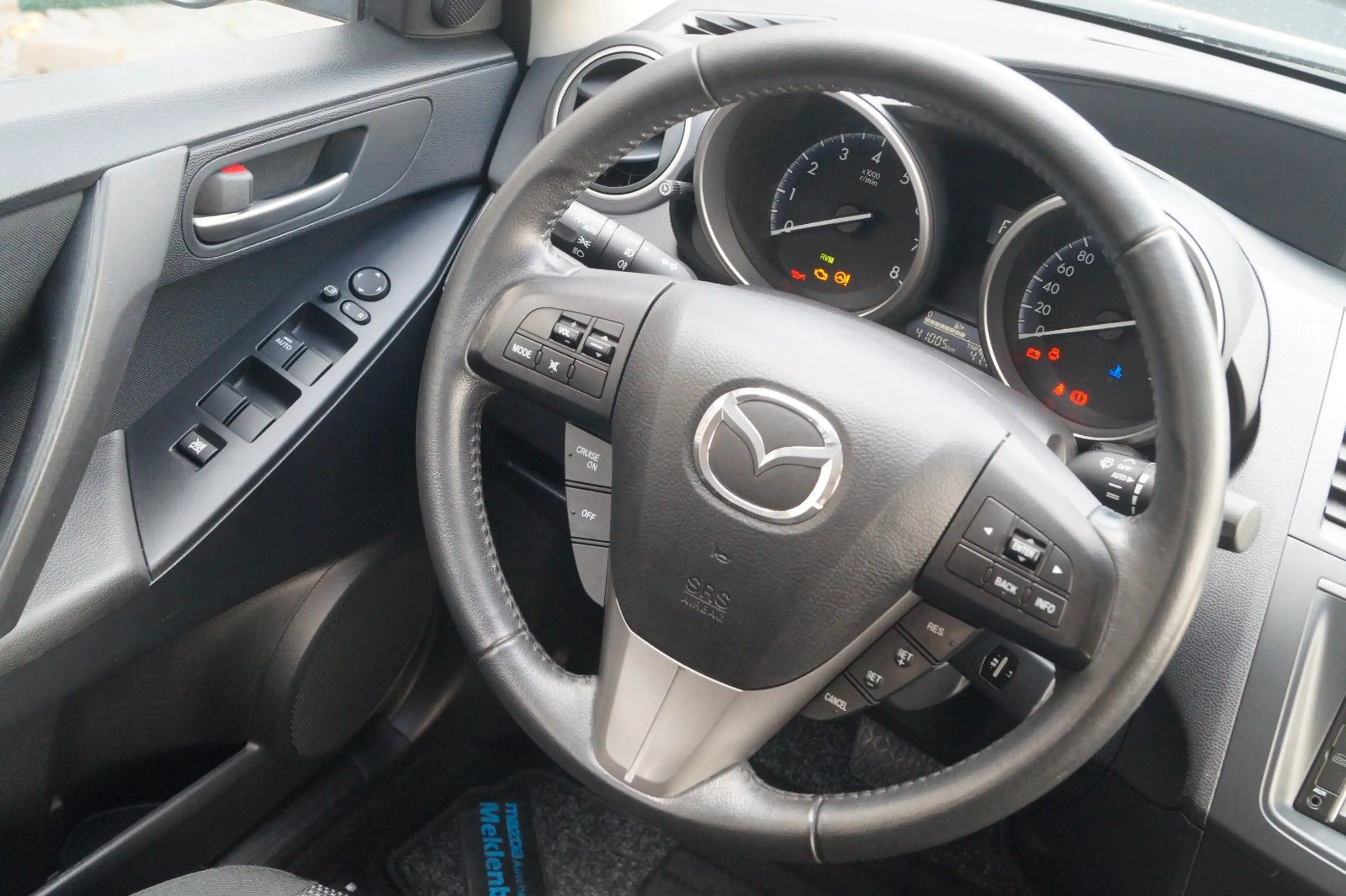 Mazda 3 Edition +Automatik+Navi+Sitzhzg.+PDC+ — photo 20