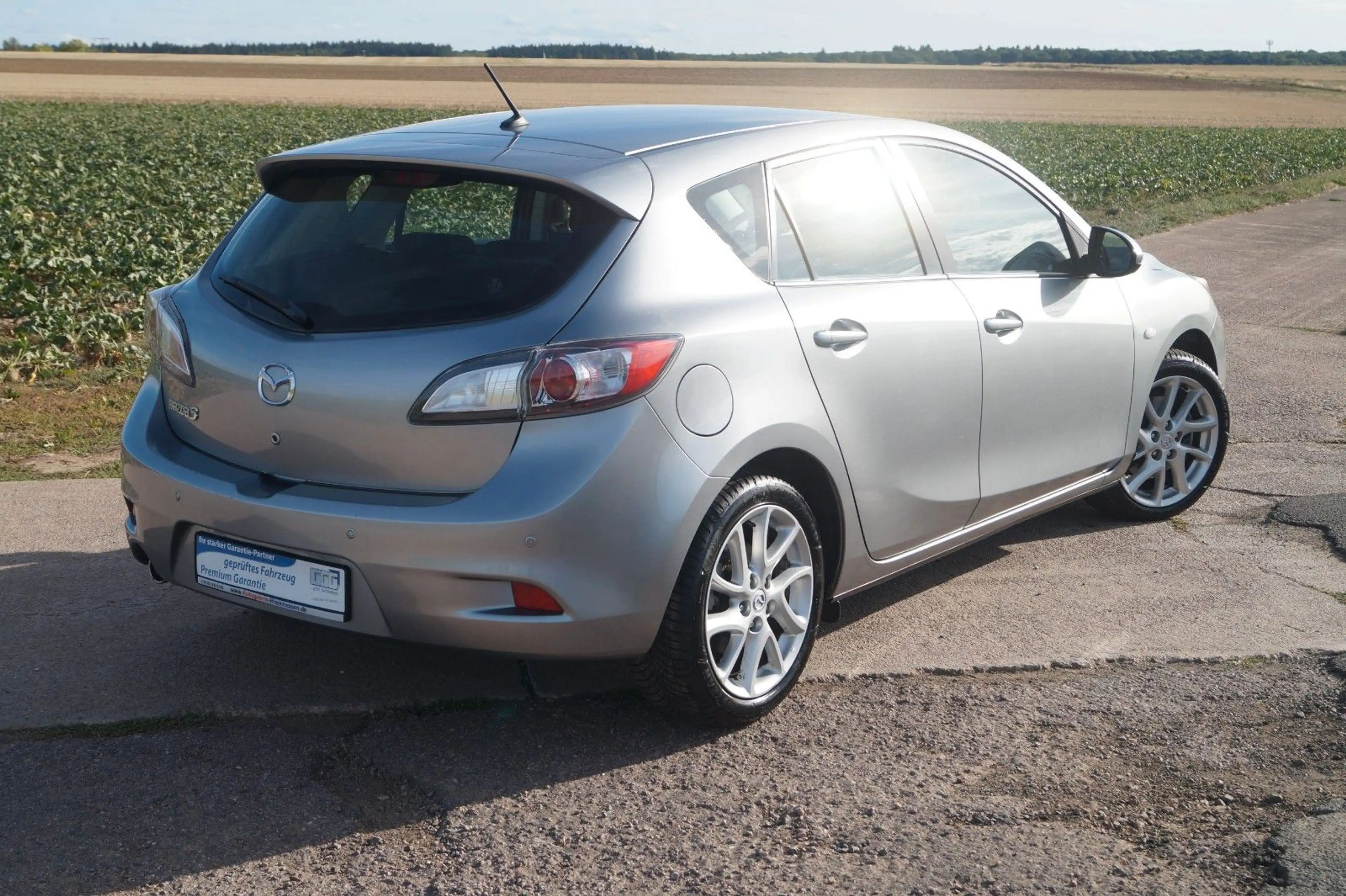 Mazda 3 Edition +Automatik+Navi+Sitzhzg.+PDC+ — photo 5