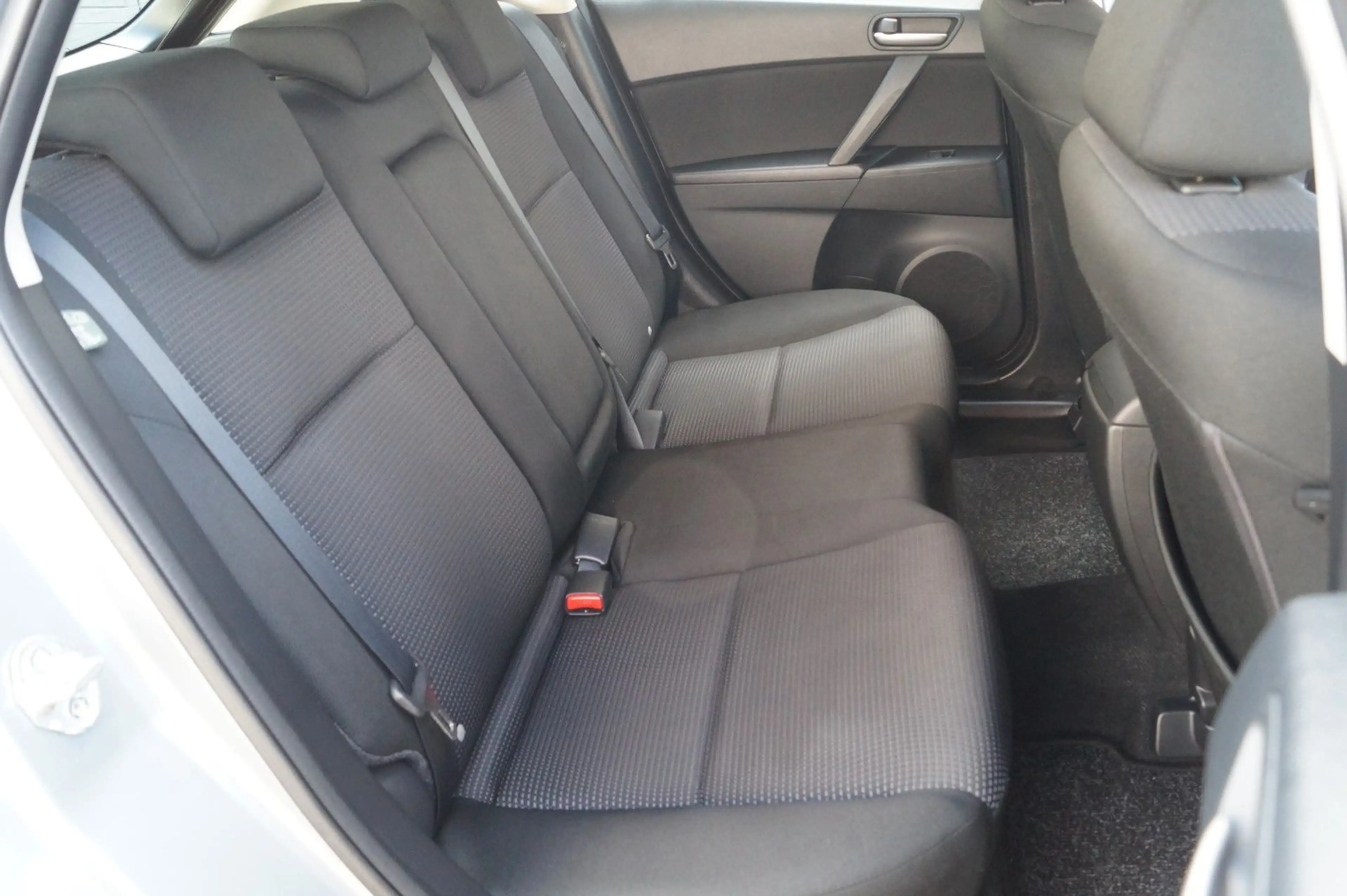 Mazda 3 Edition +Automatik+Navi+Sitzhzg.+PDC+ — photo 19