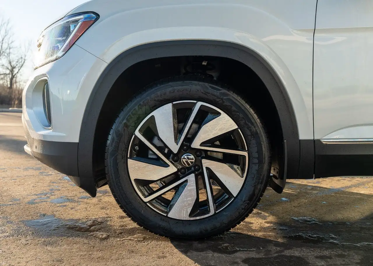 Volkswagen Atlas снимка Volkswagen Atlas