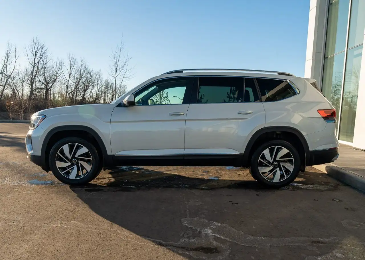 Volkswagen Atlas снимка Volkswagen Atlas