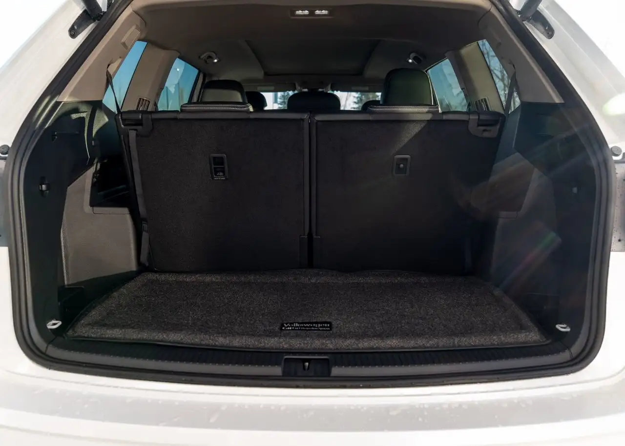 Volkswagen Atlas снимка Volkswagen Atlas