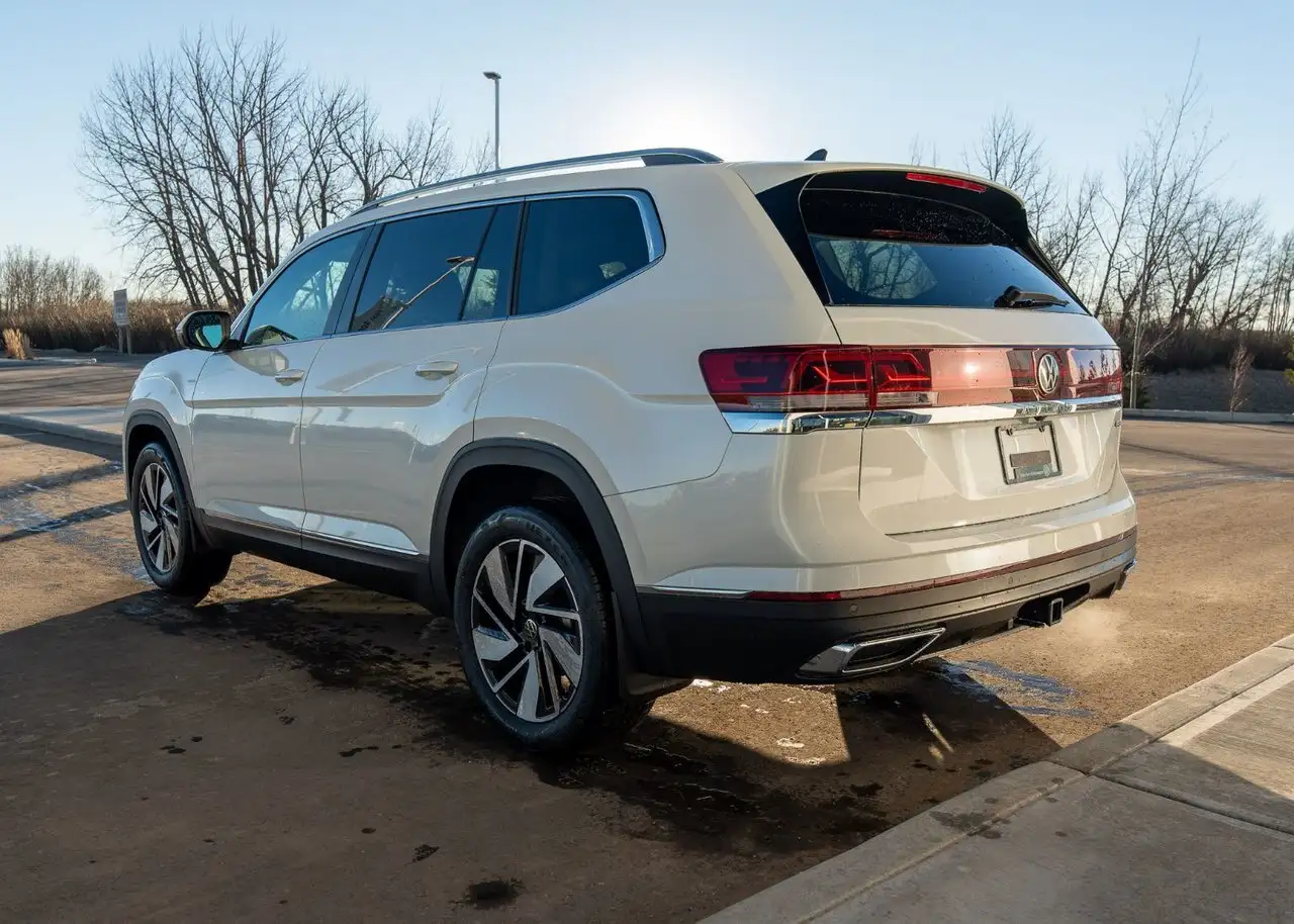 Volkswagen Atlas снимка Volkswagen Atlas