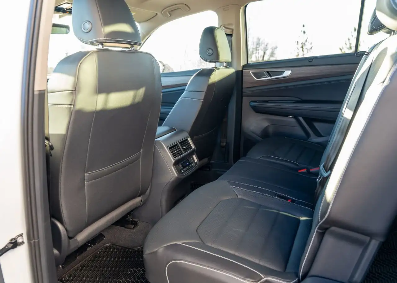 Volkswagen Atlas снимка Volkswagen Atlas