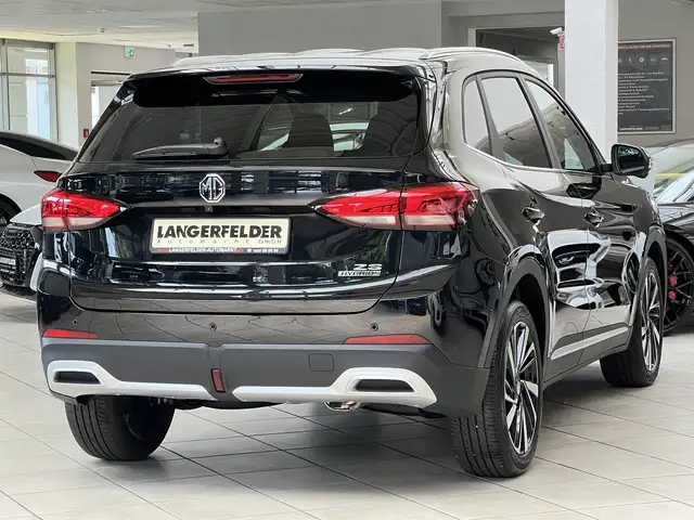 MG MG ZS view 3