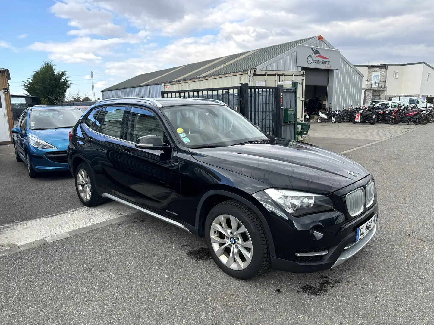 BMW X1 I (E84) sDrive18d 143ch xLine Noir - 1