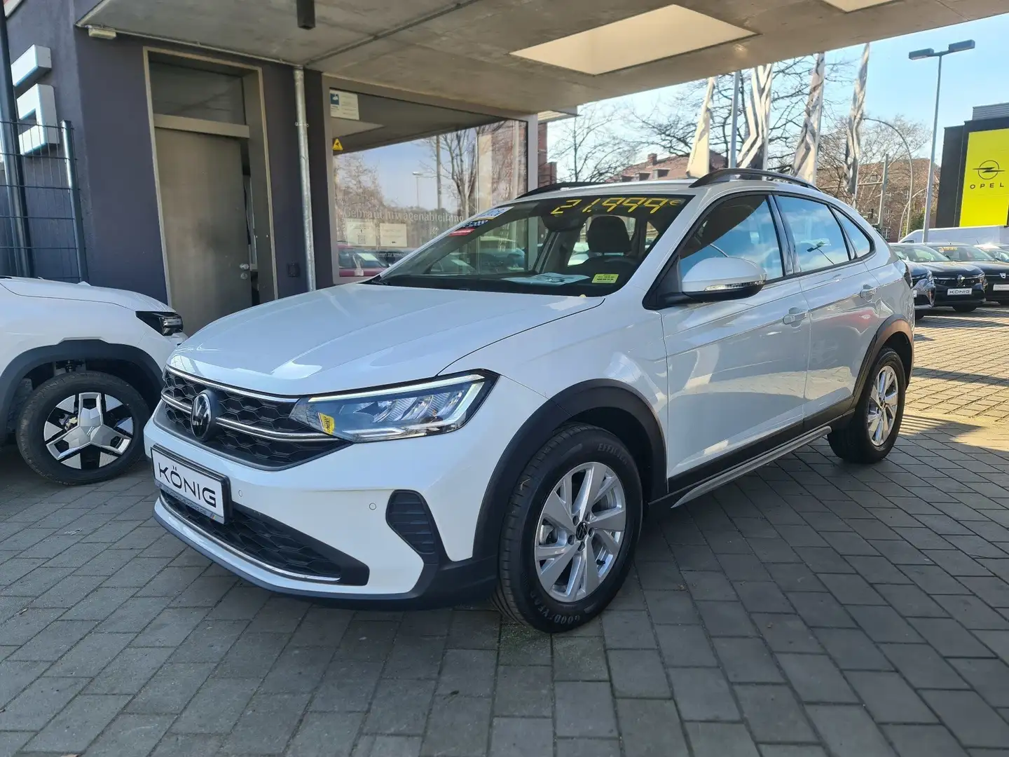 Volkswagen Taigo 1.0 TSI LIFE Automatik Klima*PDC*CarPlay Wit - 1