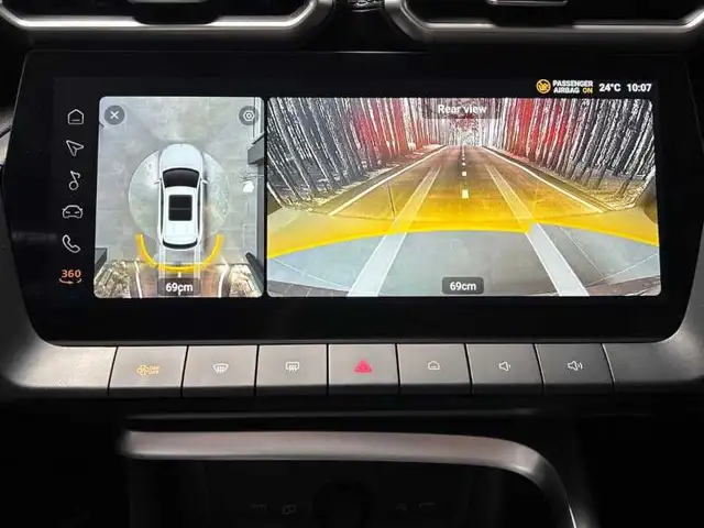 MG ZS view 12