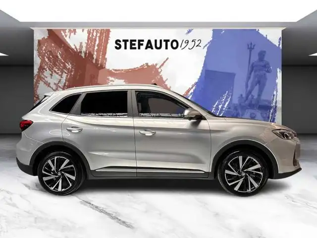 MG ZS view 2