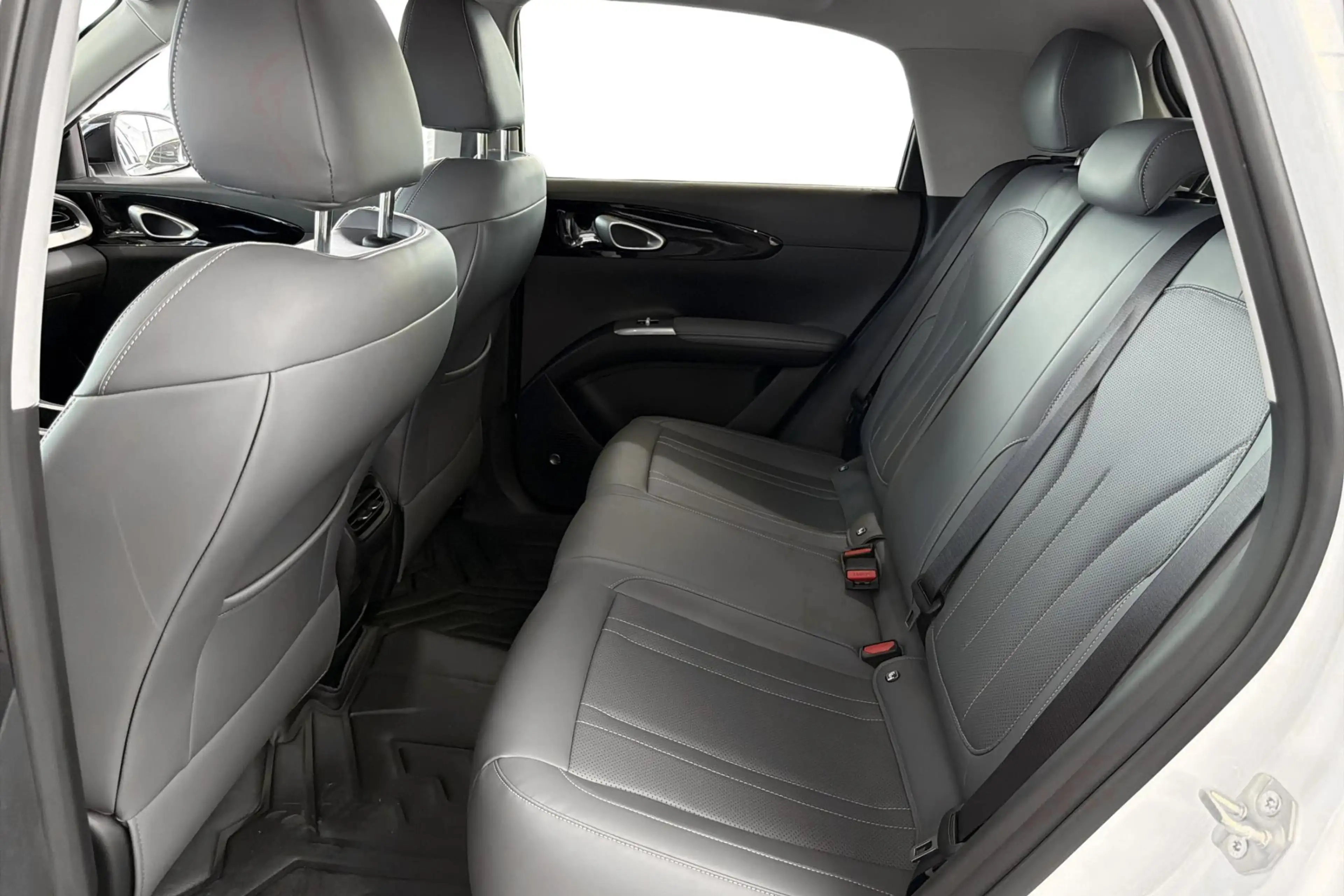 Geely E2 Ultra 47 kWh 8 JAAR OF 200.000KM GARANTIE — photo 8