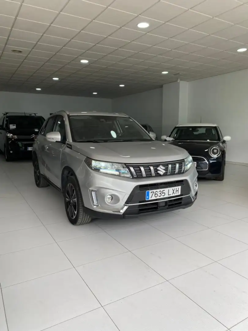 Suzuki Vitara 1.5L GLX Strong Hybrid 4WD Plateado - 2
