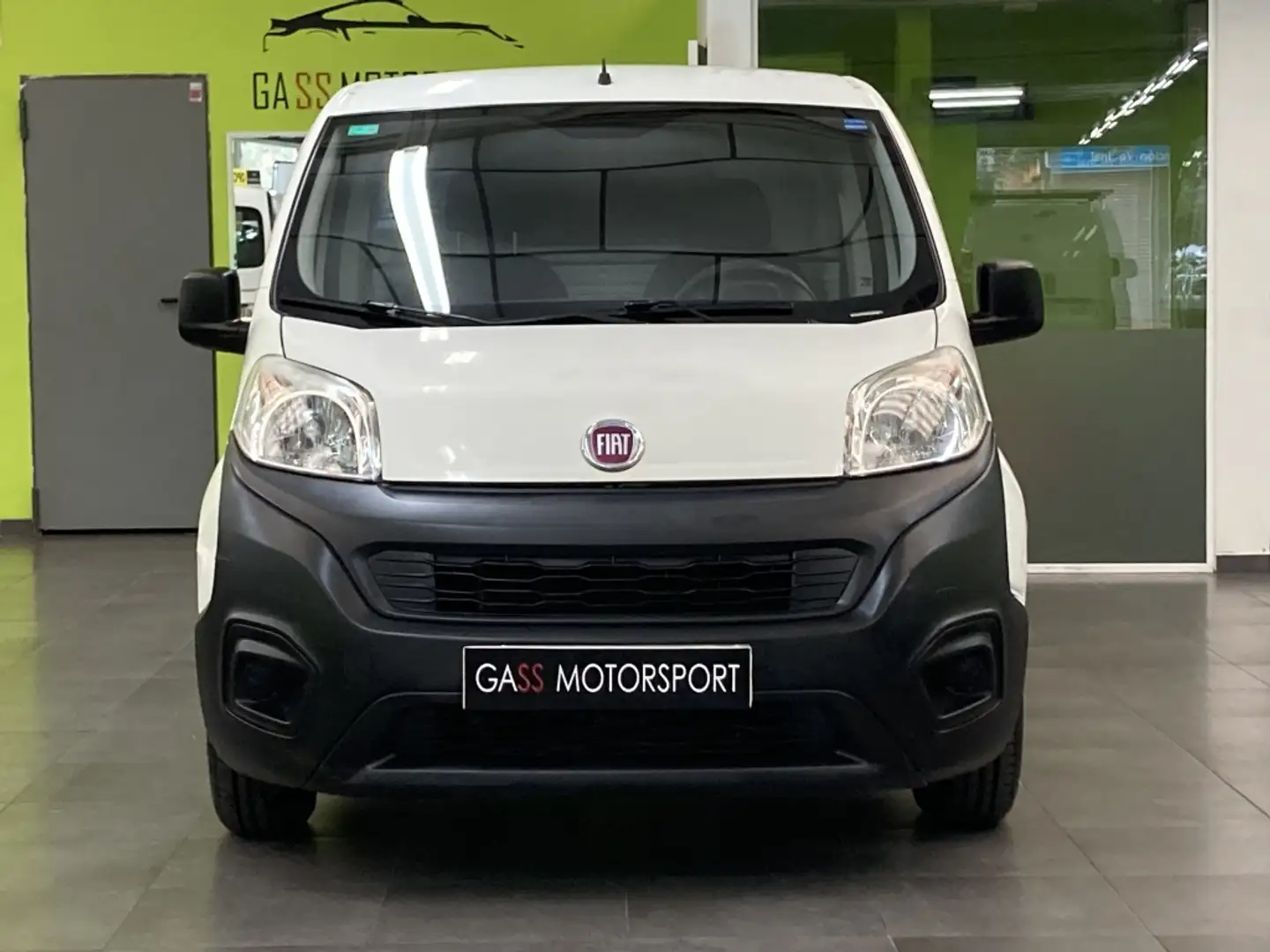 Fiat Fiorino Comercial Cargo 1.3Mjt Base 59kW Wit - 2