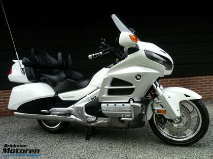 Honda GL 1800 Gold Wing Dual C-ABS Deluxe