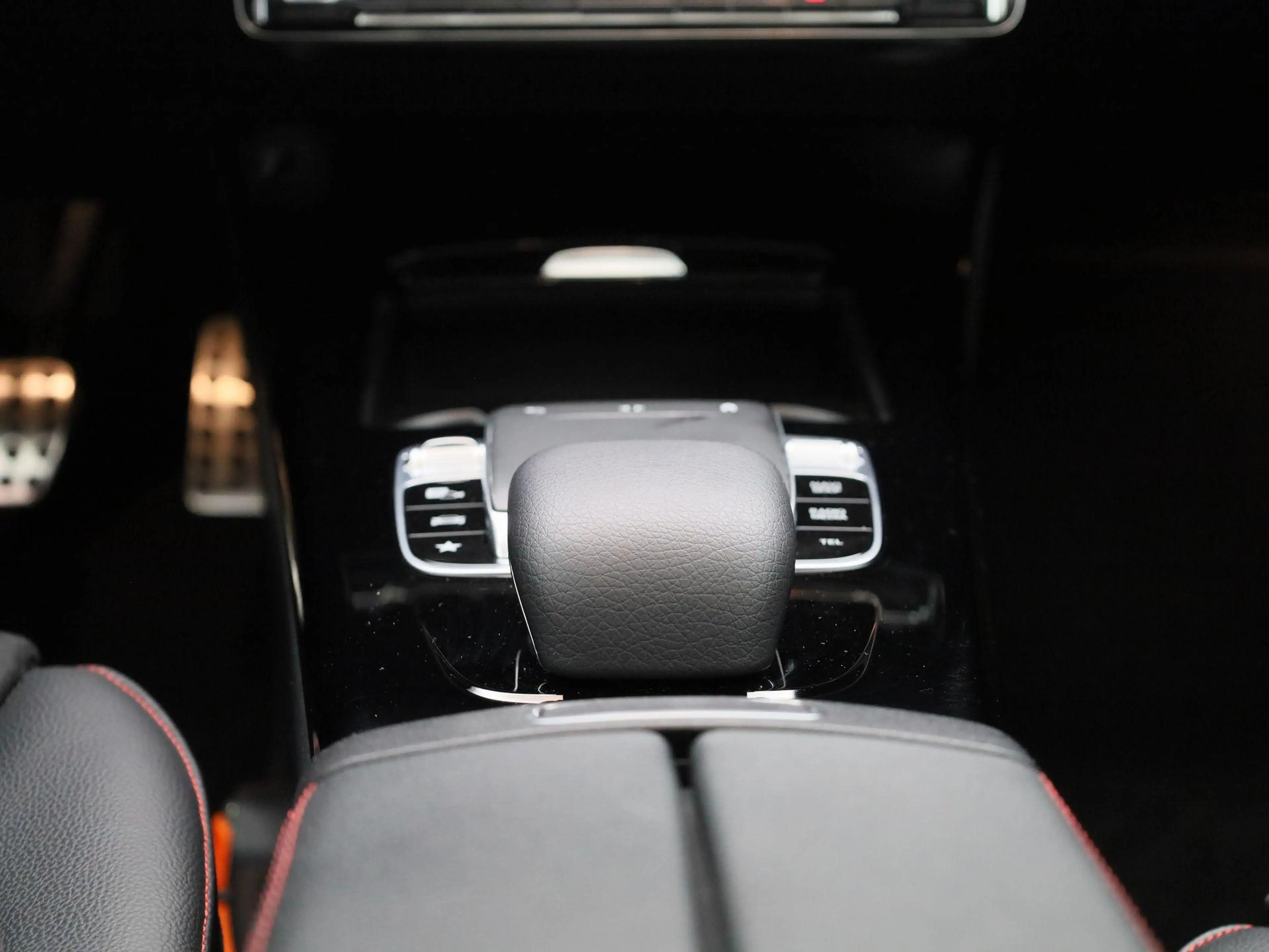 Mercedes-Benz A 200 Business Solution AMG | Wordt Verwacht | Apple Car — photo 11