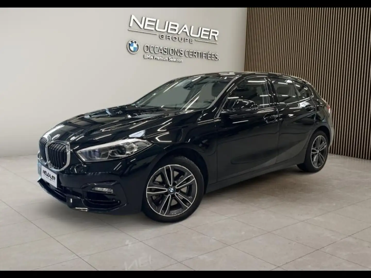 BMW 120 120iA 178ch Edition Sport DKG7 Zwart - 1