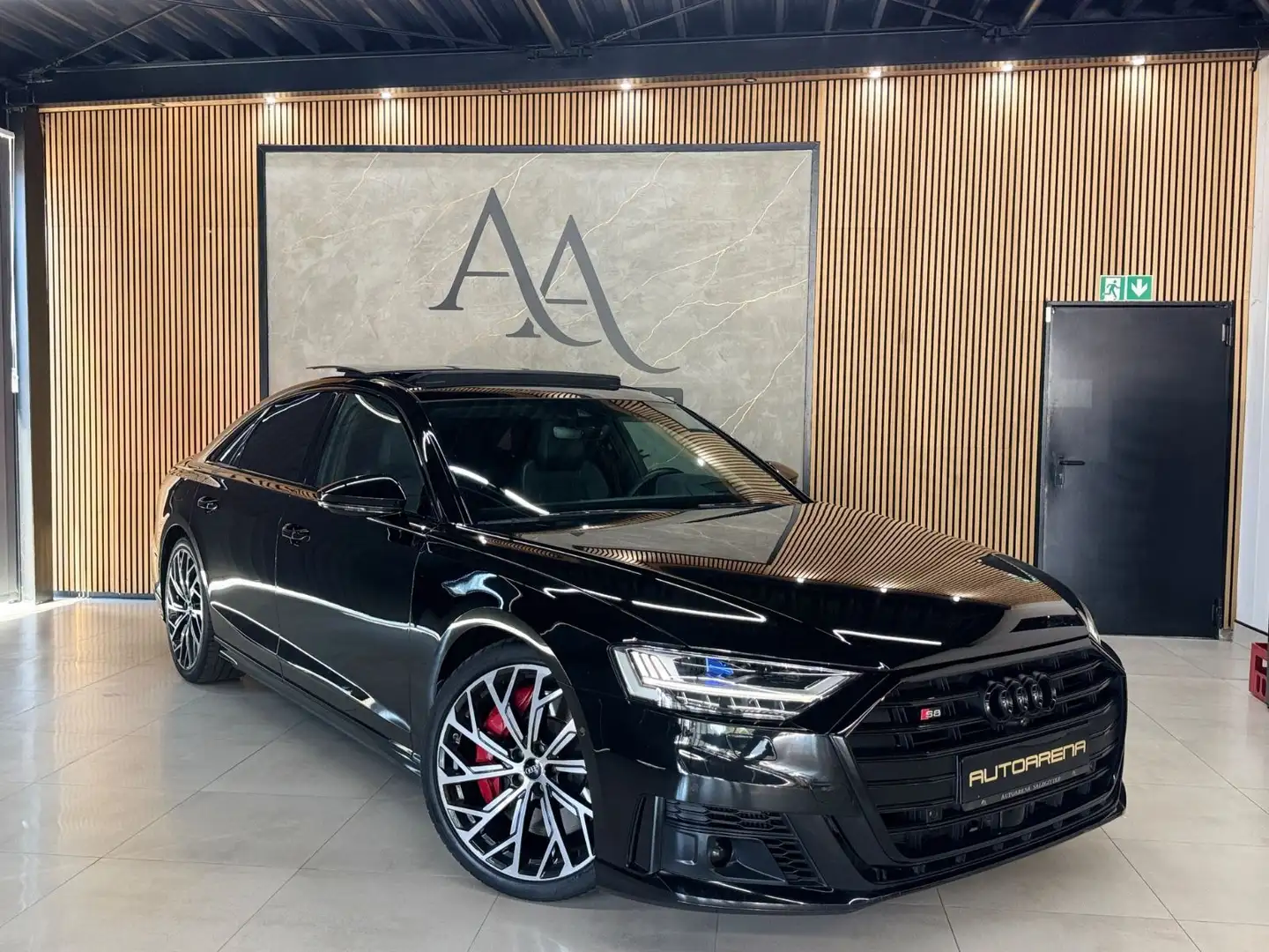 Audi S8 4.0 TFSI Quattro*BLACK*MATRIX-LED*OLED*PANO* Чёрный - 1