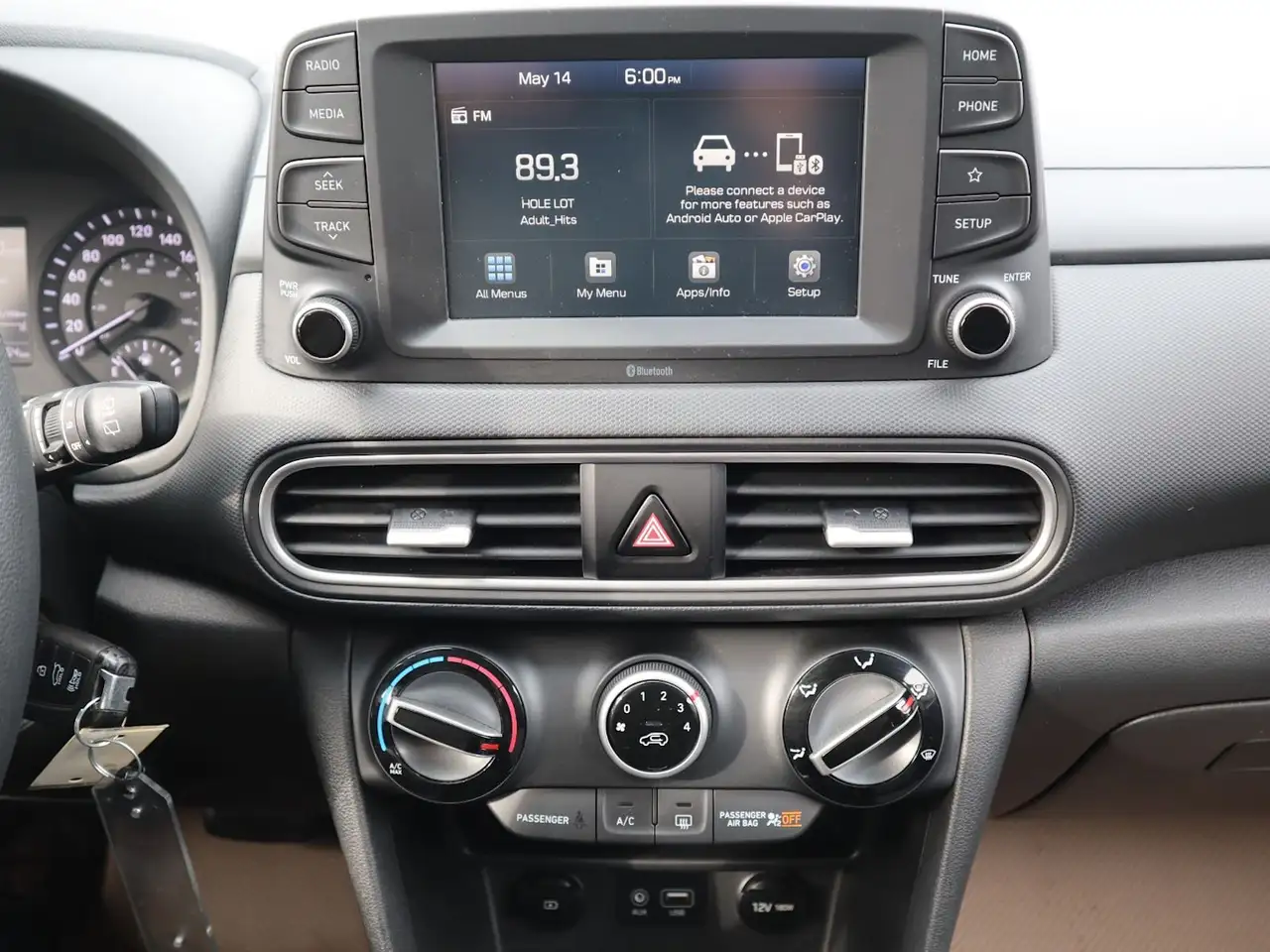 Hyundai KONA снимка Hyundai KONA