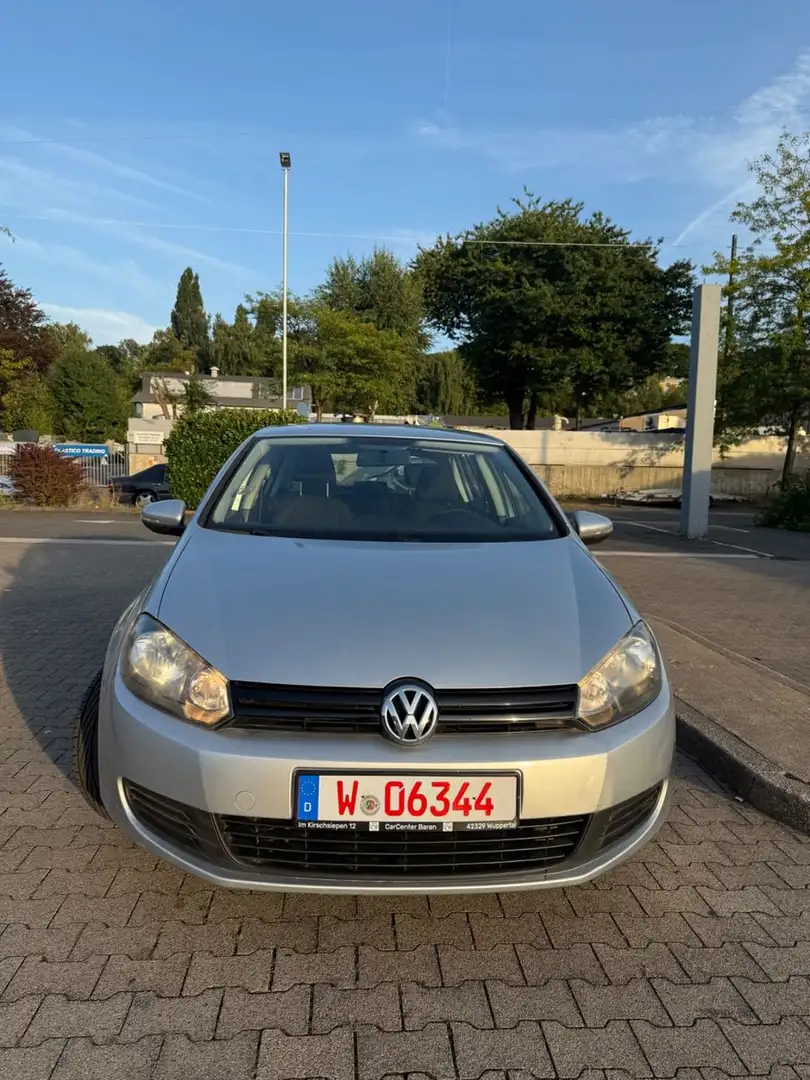 Volkswagen Golf VI Trendline 2.Hd 5trg Klima ServiceNEU Silber - 2