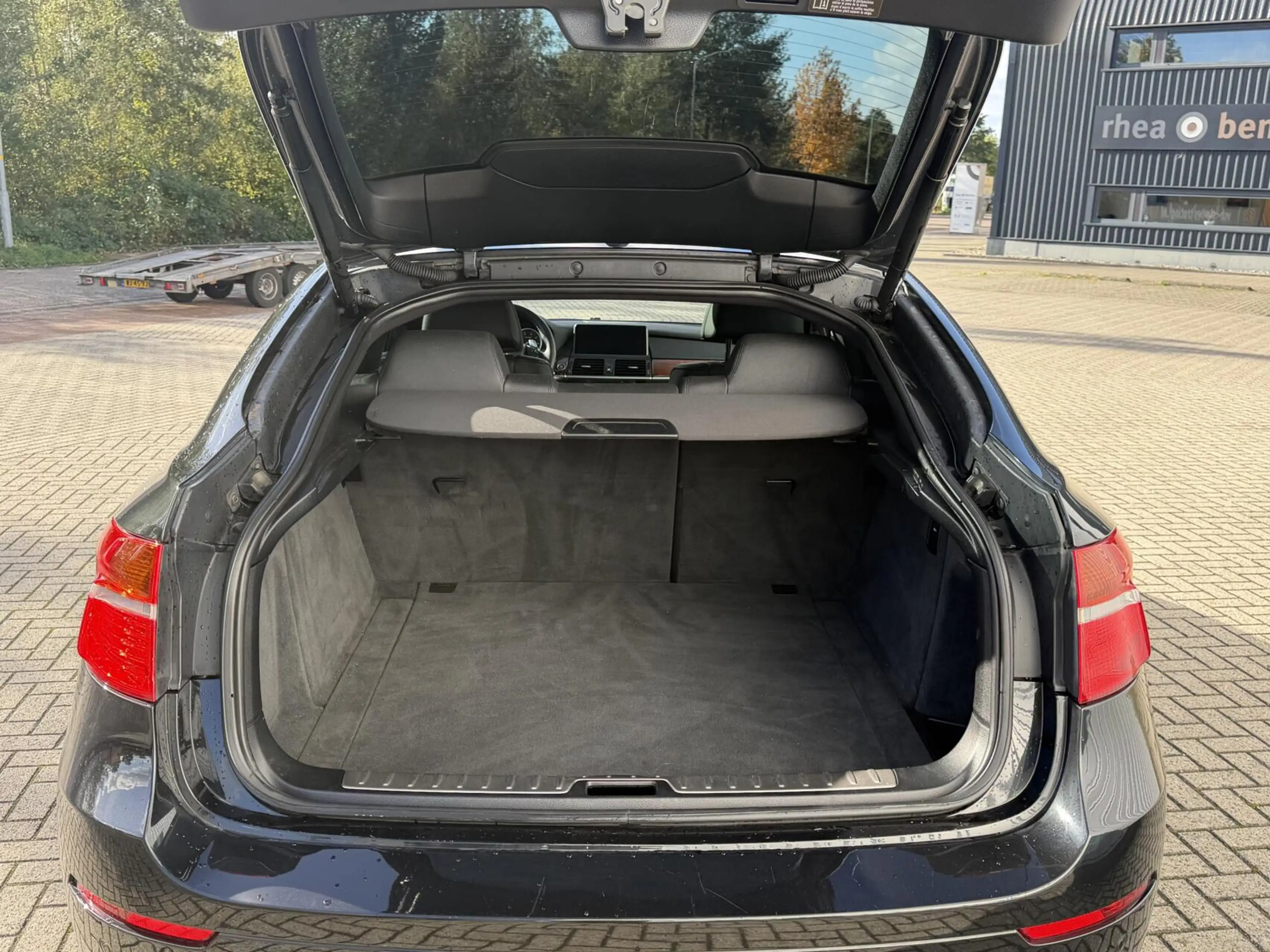 BMW X6 xDrive50i m pakket km 136000 inruil mogelijk — photo 7