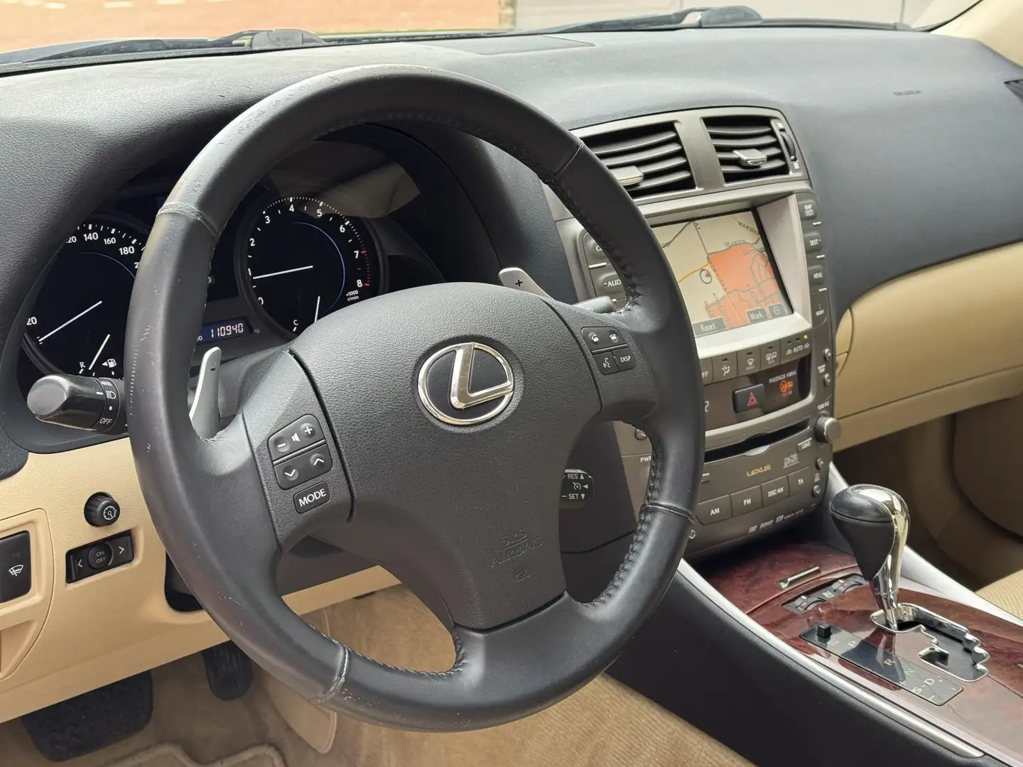 Lexus IS 250 Business Luxury MarkLevinson '1e eigenaar' Grijs - 2