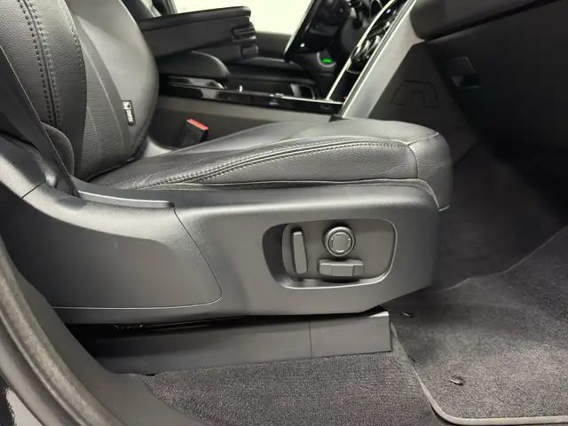 Land Rover Discovery 3 view 14