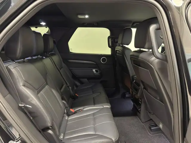 Land Rover Discovery 3 view 5