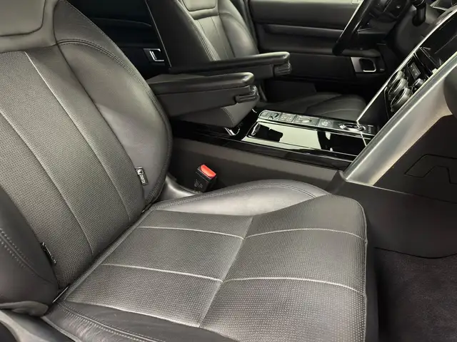 Land Rover Discovery 3 view 13