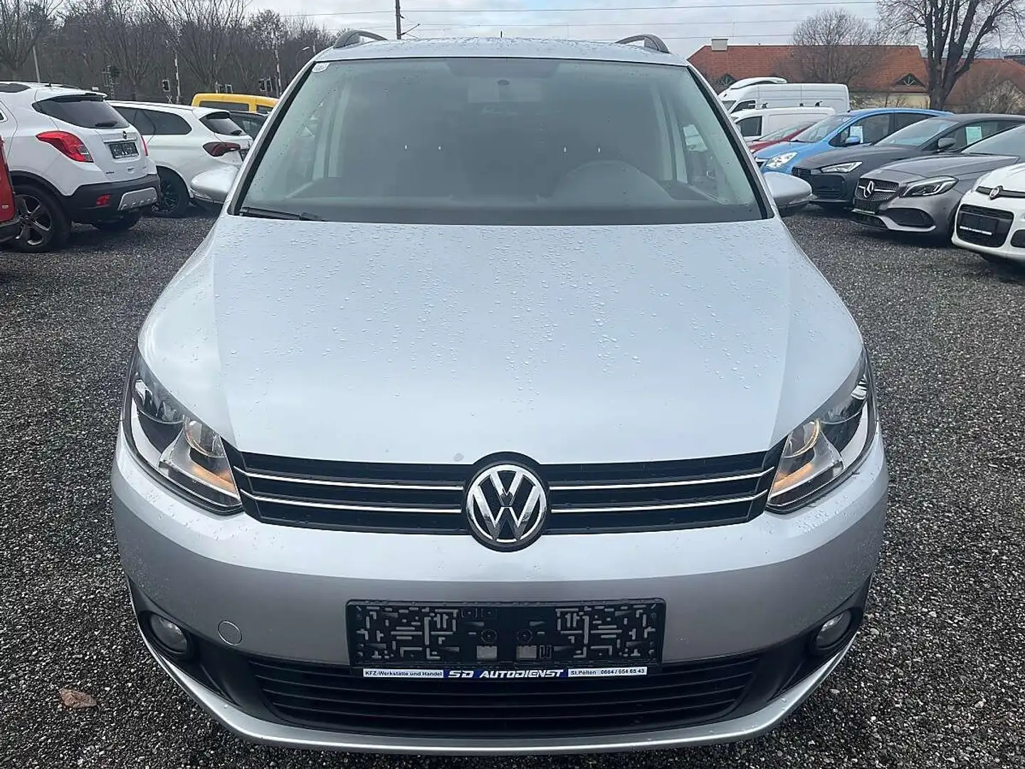 Volkswagen Touran Highline BMT Grau - 2