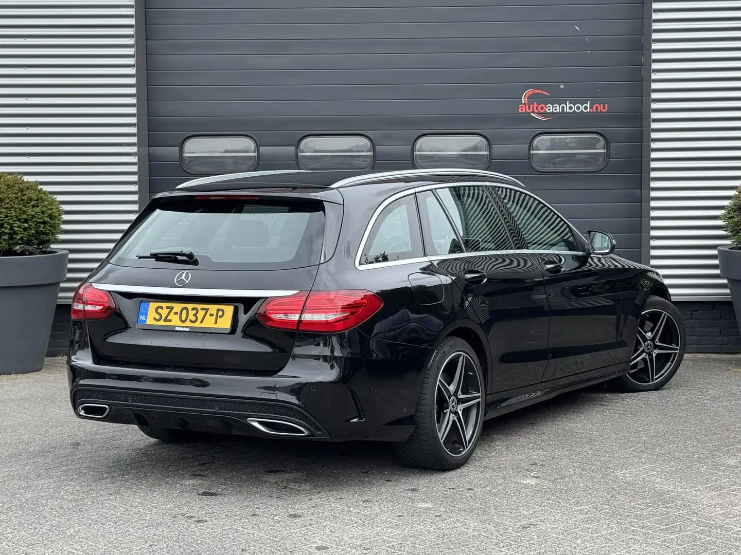 Mercedes-Benz C 180 Estate CDI AMG | Camera | Parkeersensoren | Led | Zwart - 2