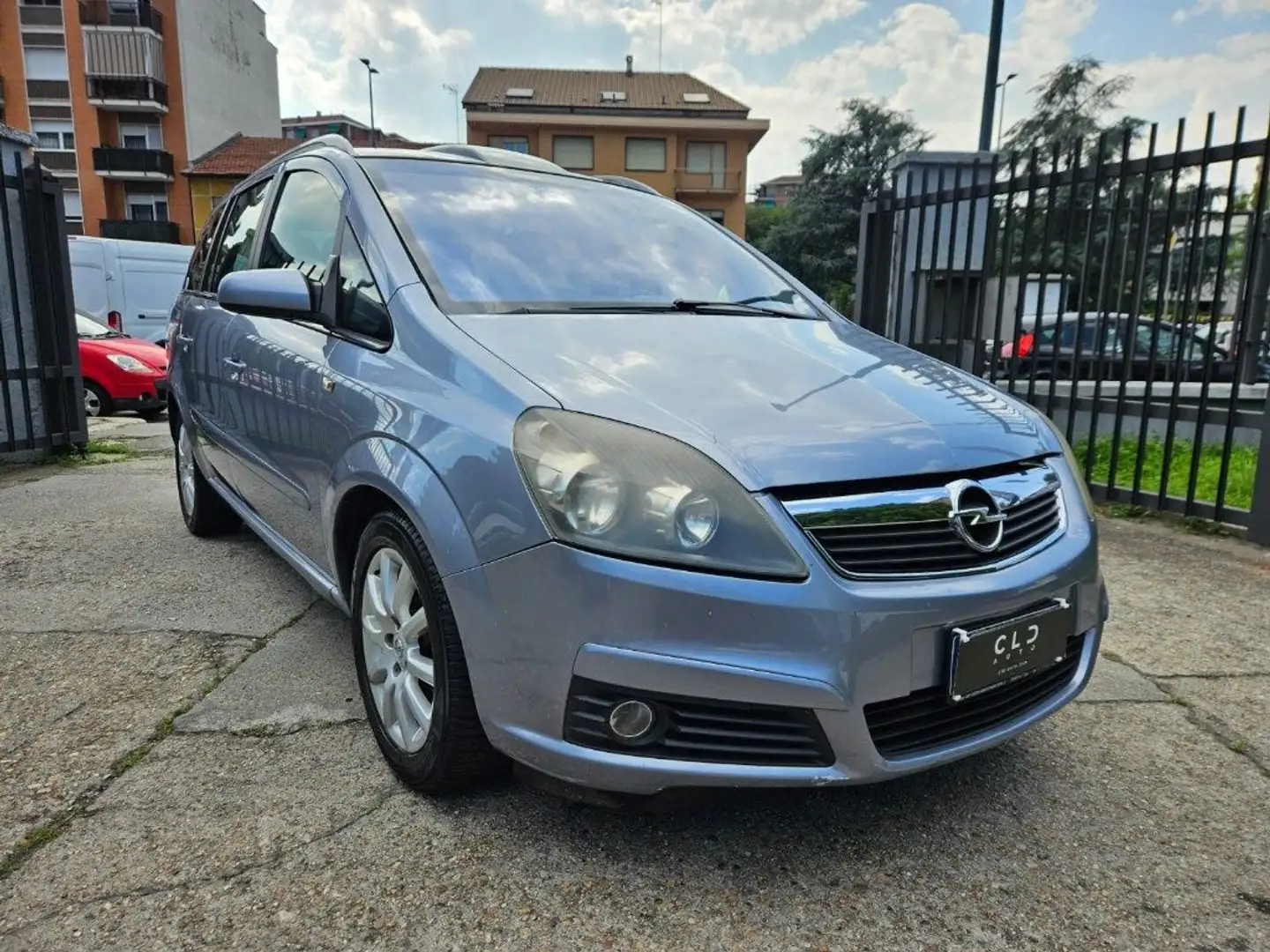 Opel Zafira 1.9 CDTI 120CV 7posti Grigio - 2