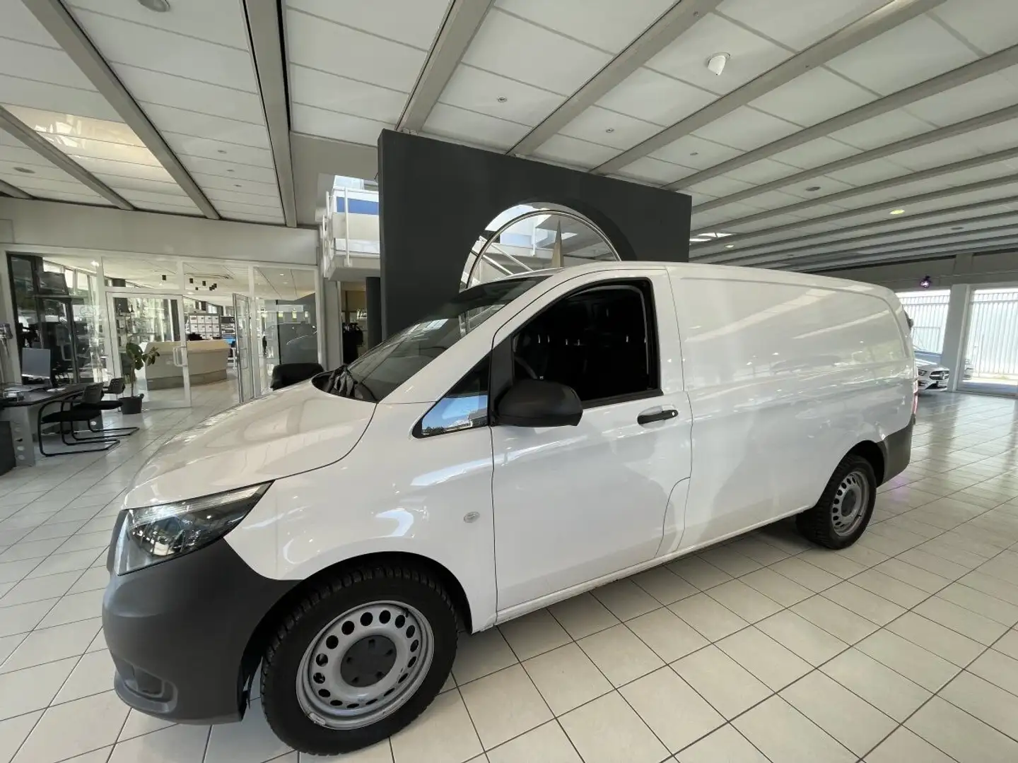 Mercedes-Benz Vito Kasten 119 CDI 4x4 lang Weiß - 2