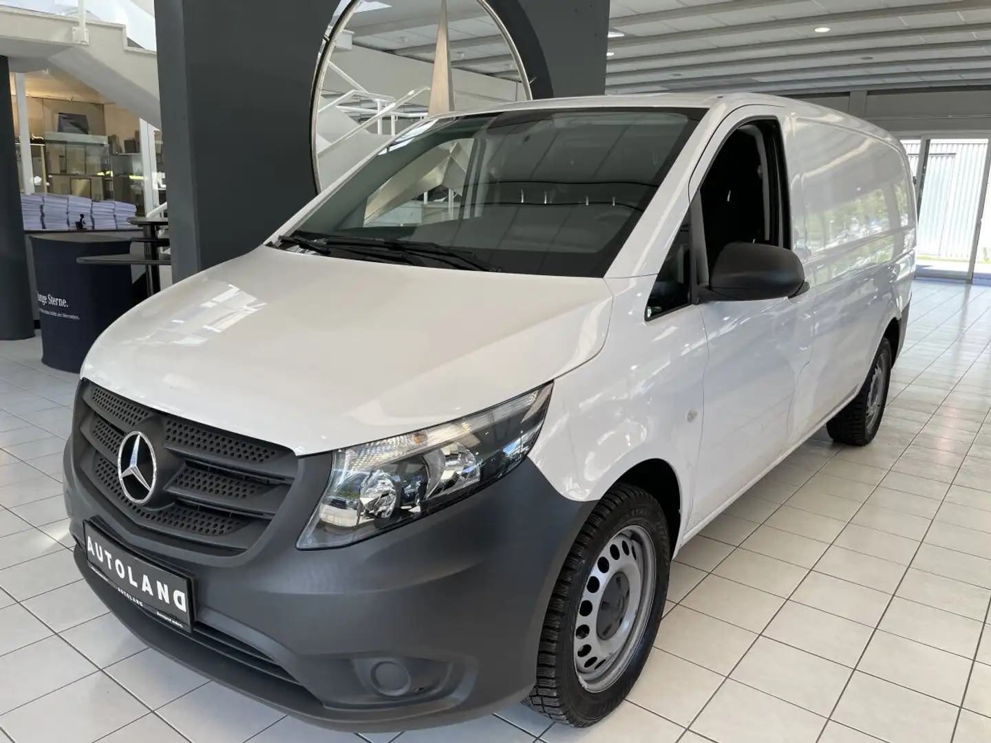 Mercedes-Benz Vito Kasten 119 CDI 4x4 lang Weiß - 1